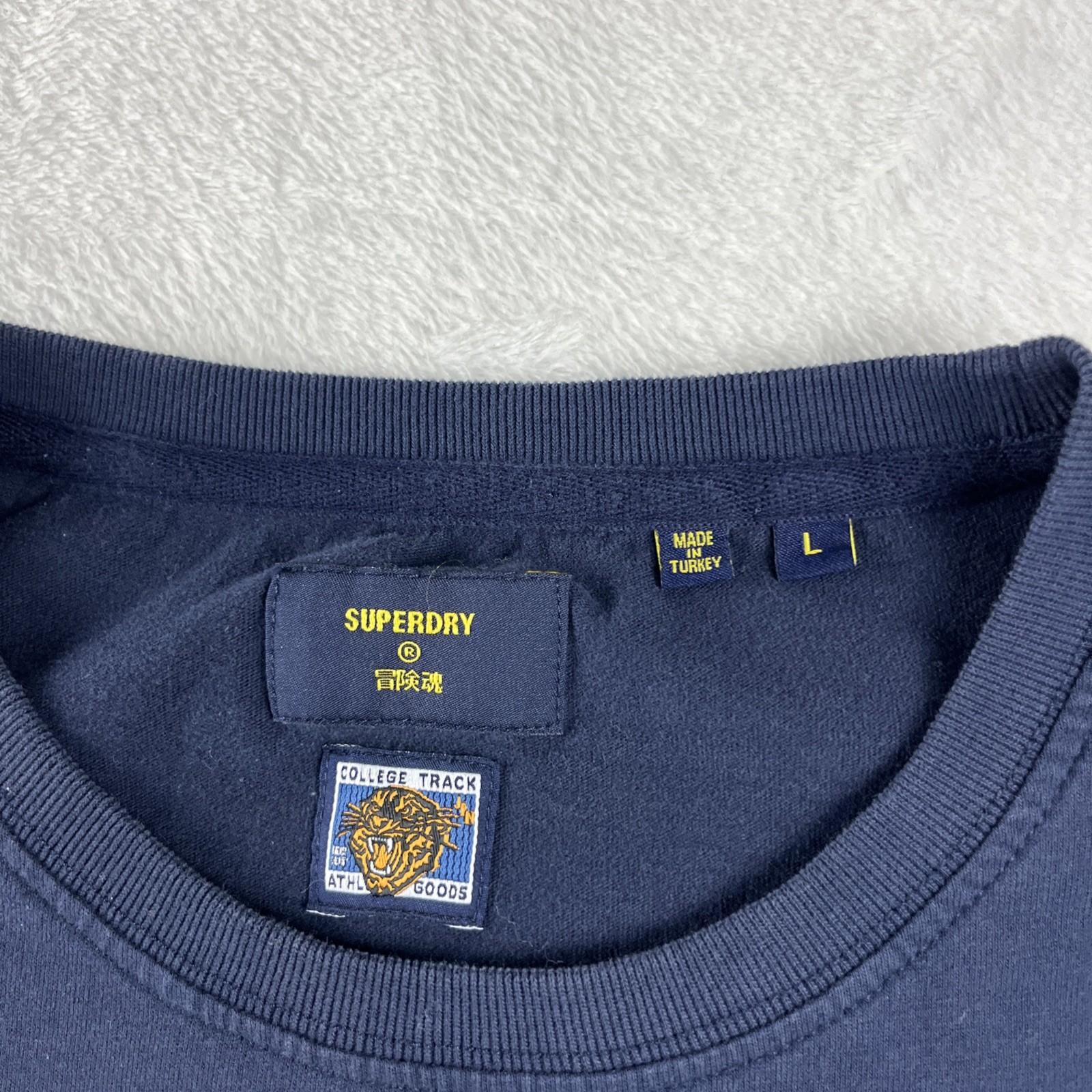 Superdry AAC Graphic Lightweight T-Shirt Mens Size Large Navy Chain Stitch gallery