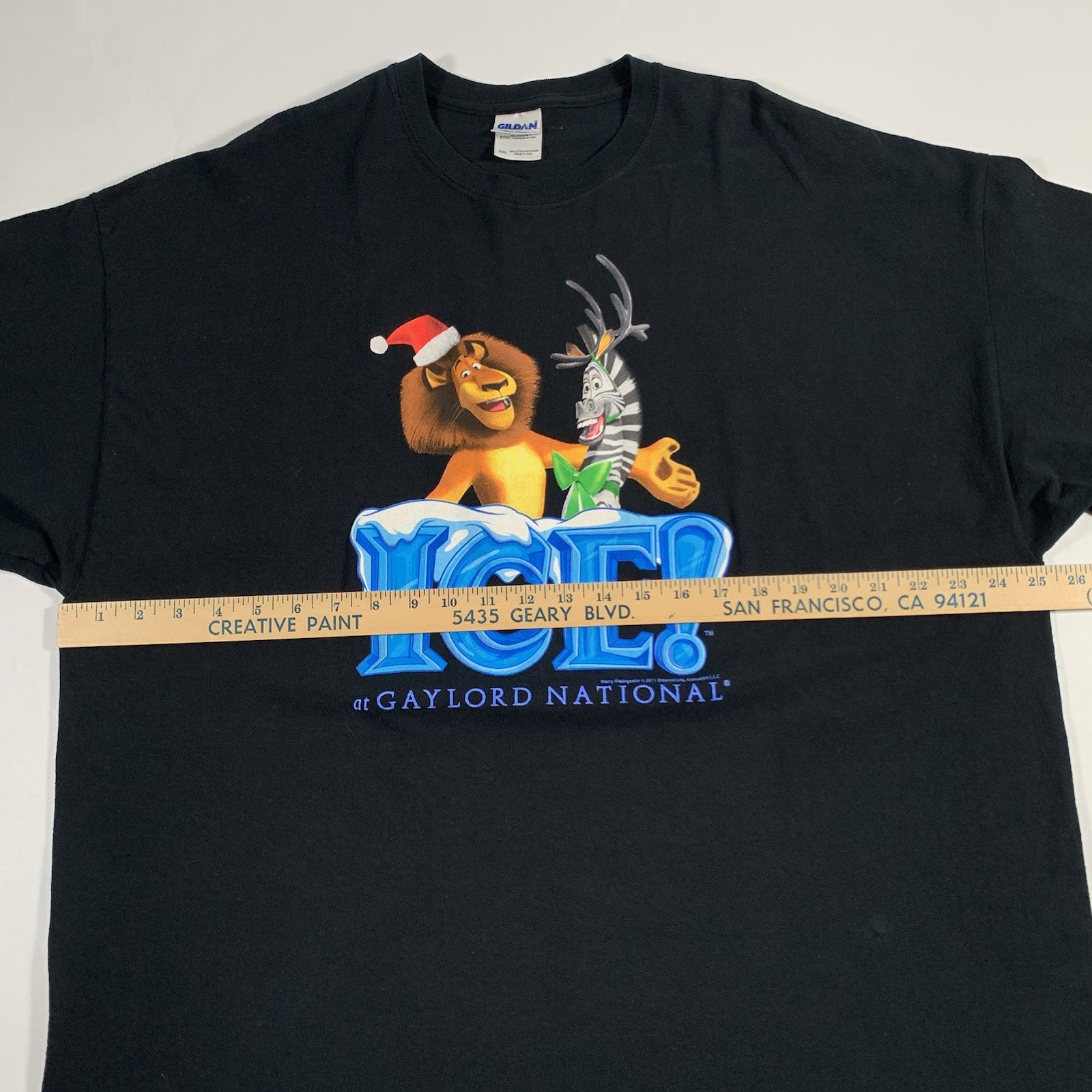 Merry Madagascar Movie Promo T-Shirt Mens 2XL ICE Christmas 2011 Dreamworks gallery