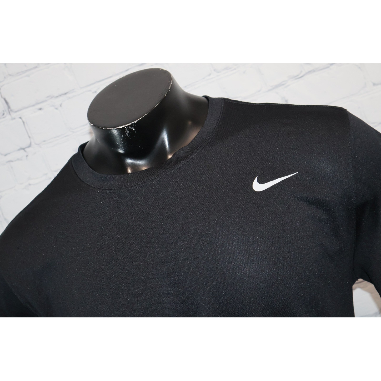 Nike Dri-FIT Gym Shirt Mens XL Black Workout Swoosh Performance Tee Polyester gallery