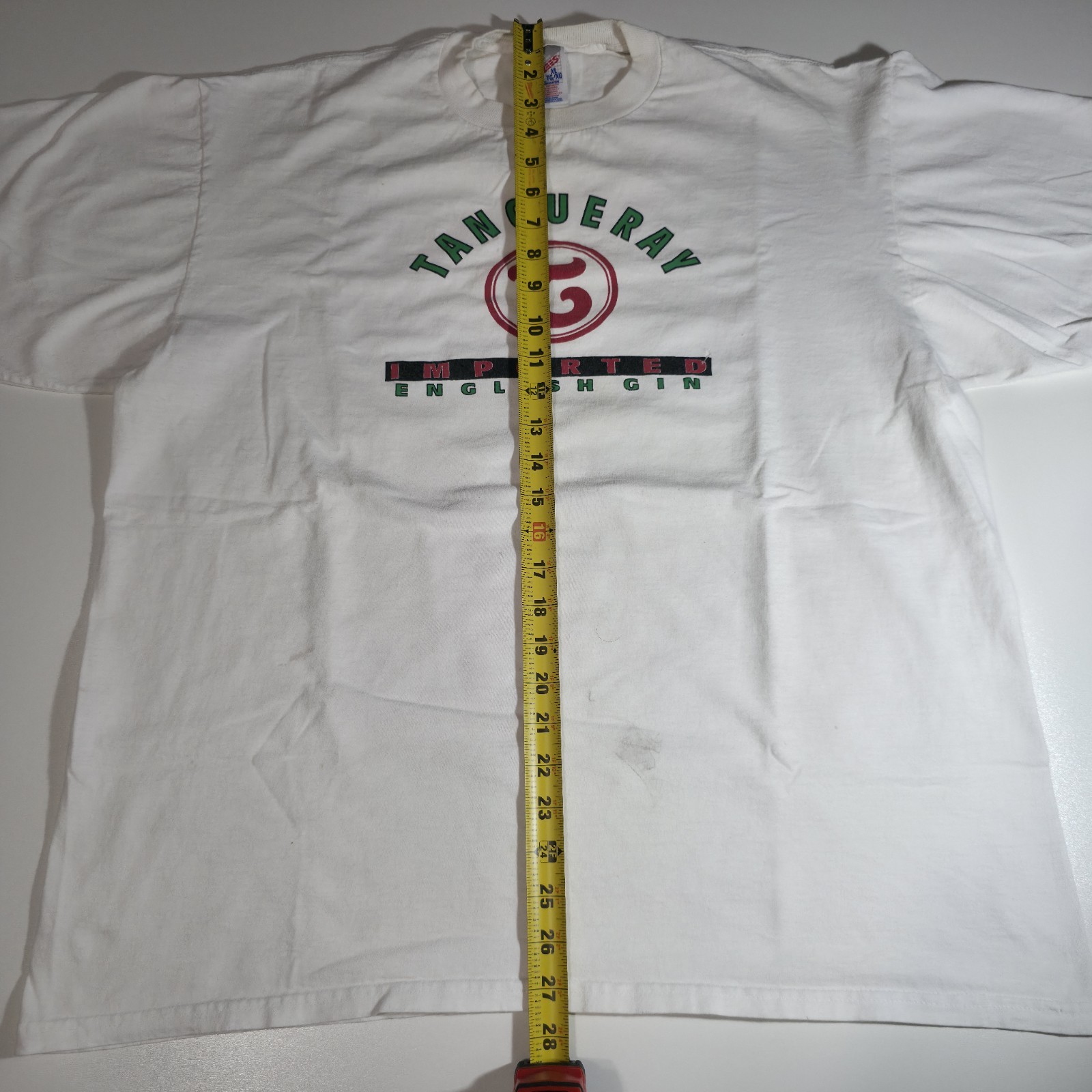 Vintage Tanqueray Imported English Gin T Shirt White XL Jerzees 90s Y2K gallery