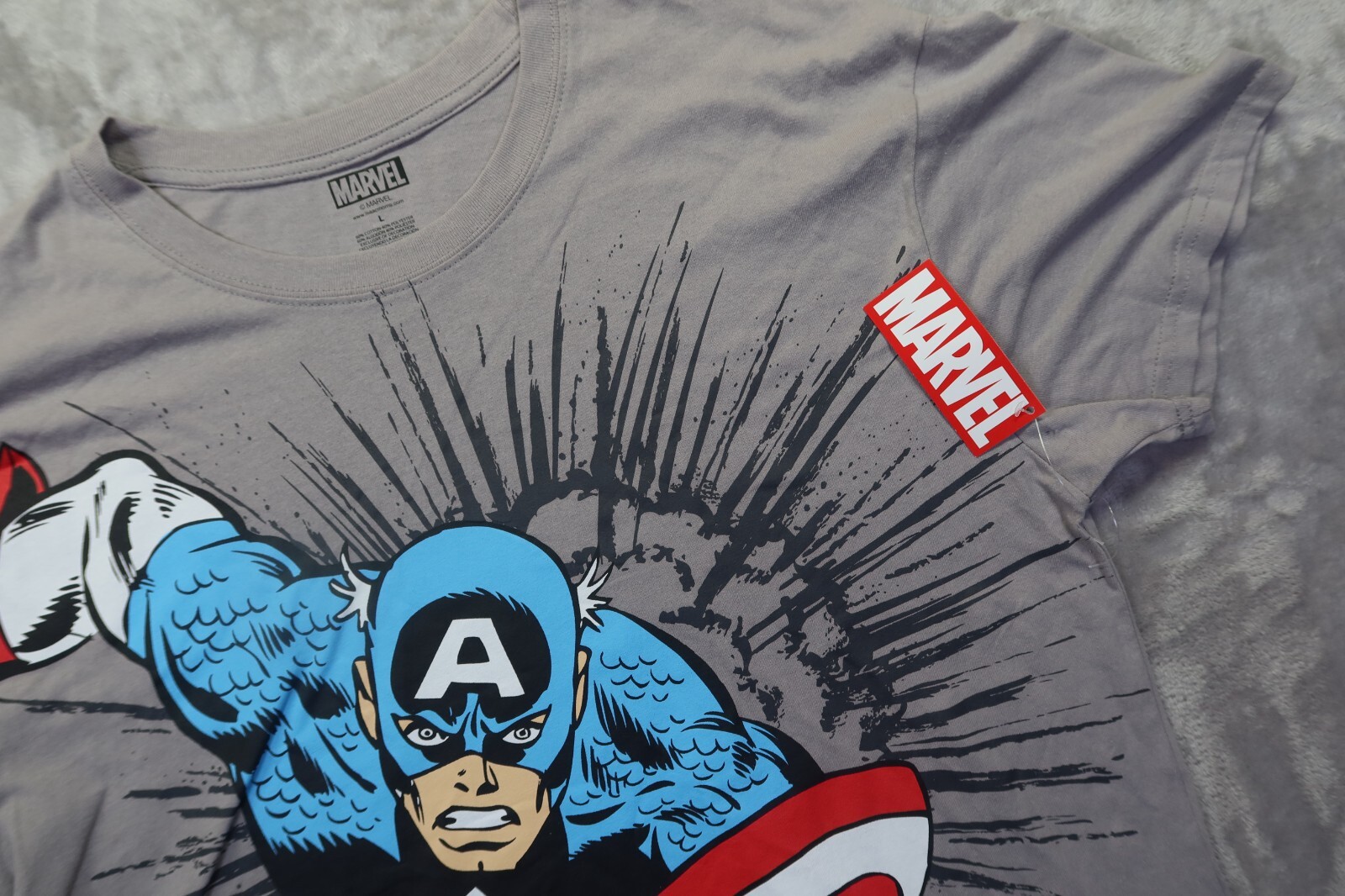 Marvel Captain America Running Gray T Shirt Men's Size L New NWT gallery