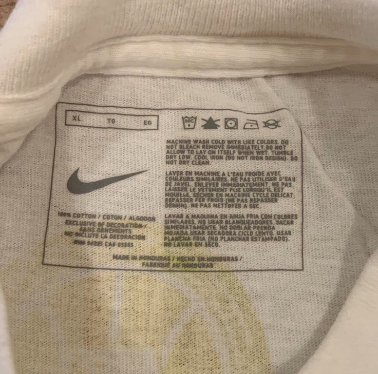 Nike Basketball, True to the Core, White Adult XL Graphic Swoosh Logo Tee Shirt gallery