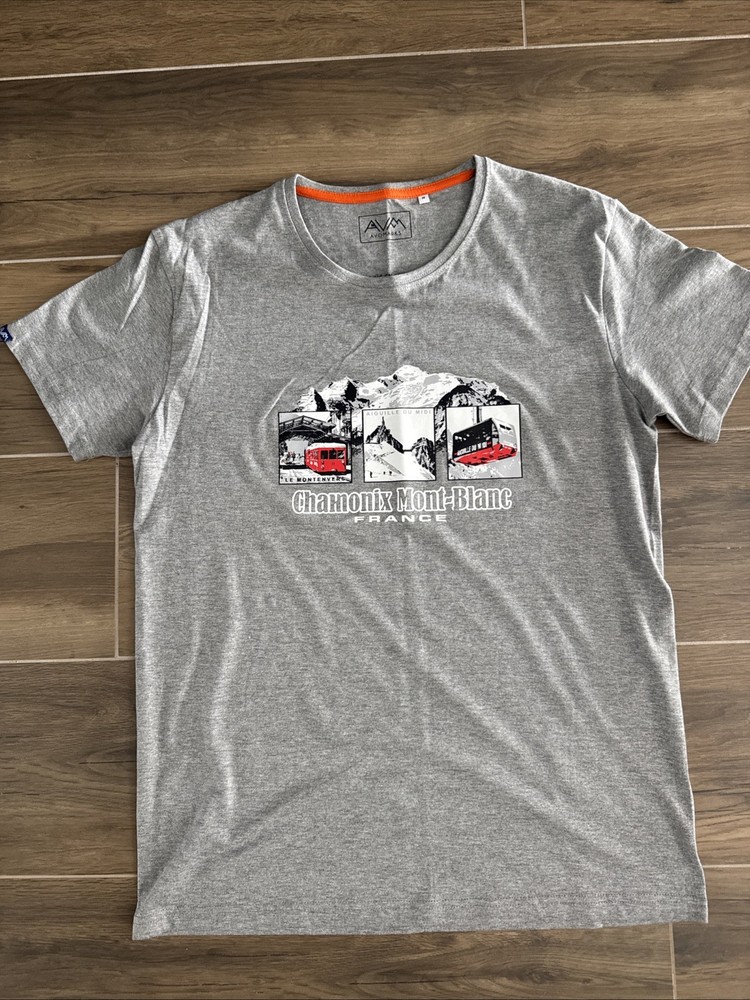 Chamonix Mont-blanc France Ski resort Up Star T-Shirt Size Medium, New No Tags