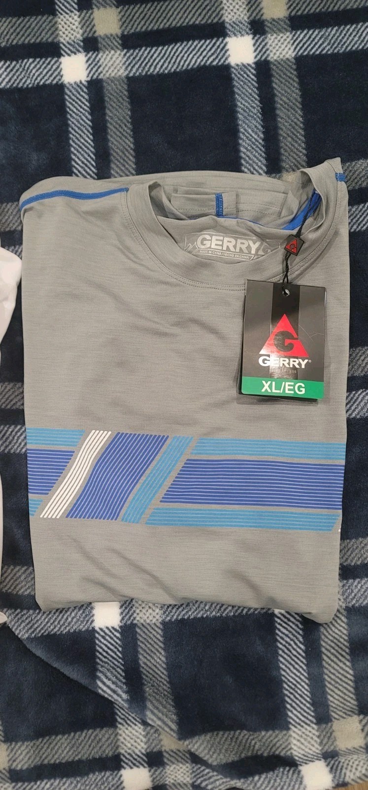 GERRY MEN'S SUN PROTECTION HIKING ATHLETIC T-SHIRT LONG SLEEVE TRIANGLE DESIGN gallery