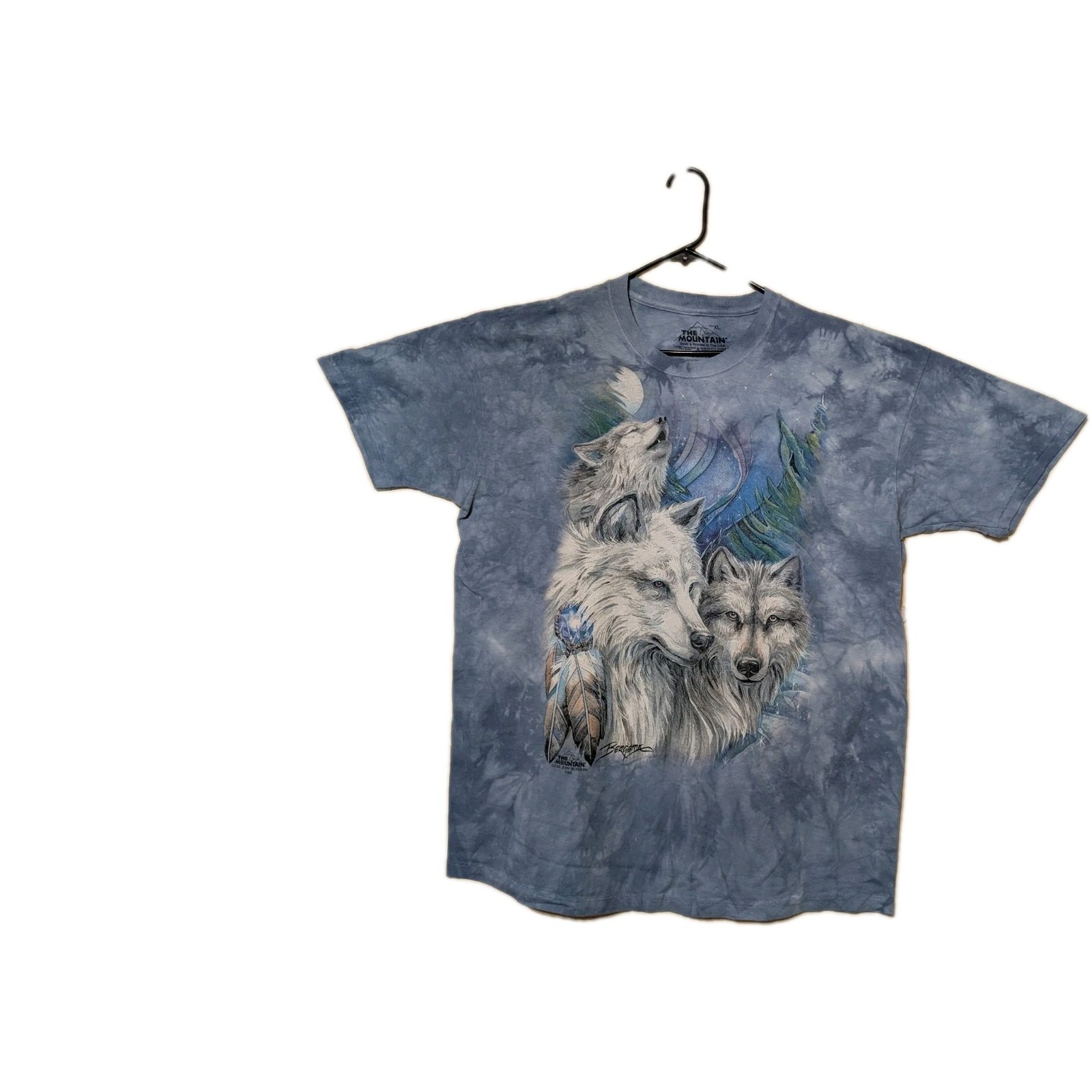 The Mountain Men's T-shirt Blue Native Wolves Feather Retired Logo XL #1457 NWOT gallery