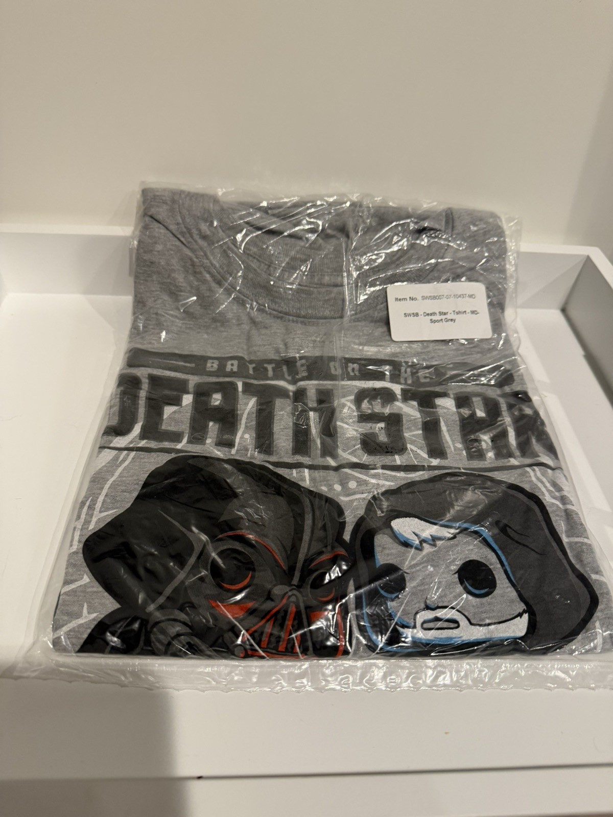 Funko POP! Tee Star Wars Battle On The Death Star Vader Vs. Kenobi Men’s Medium gallery