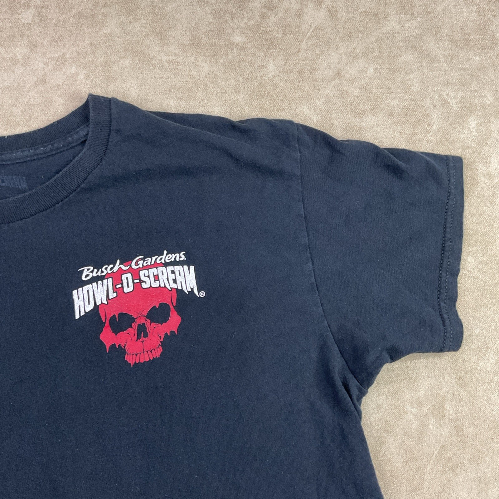 Busch Gardens Howl O Scream T-Shirt Sz L Halloween The Forgotten Graphic Tee gallery