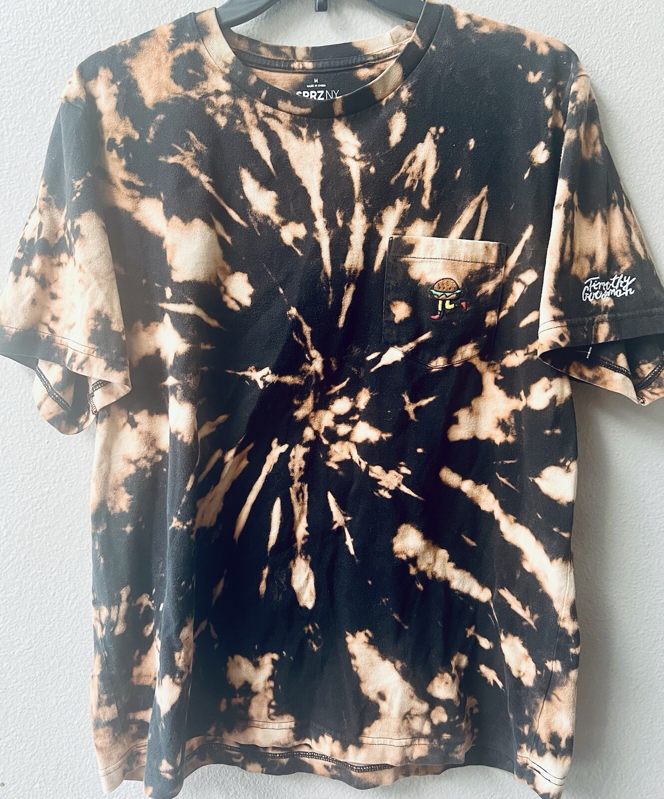 Uniqlo SPRZ NY Timothy Goodman Hamburger Guy Logo Brn/Tan Tie Dye Tee Mens Sz.M gallery
