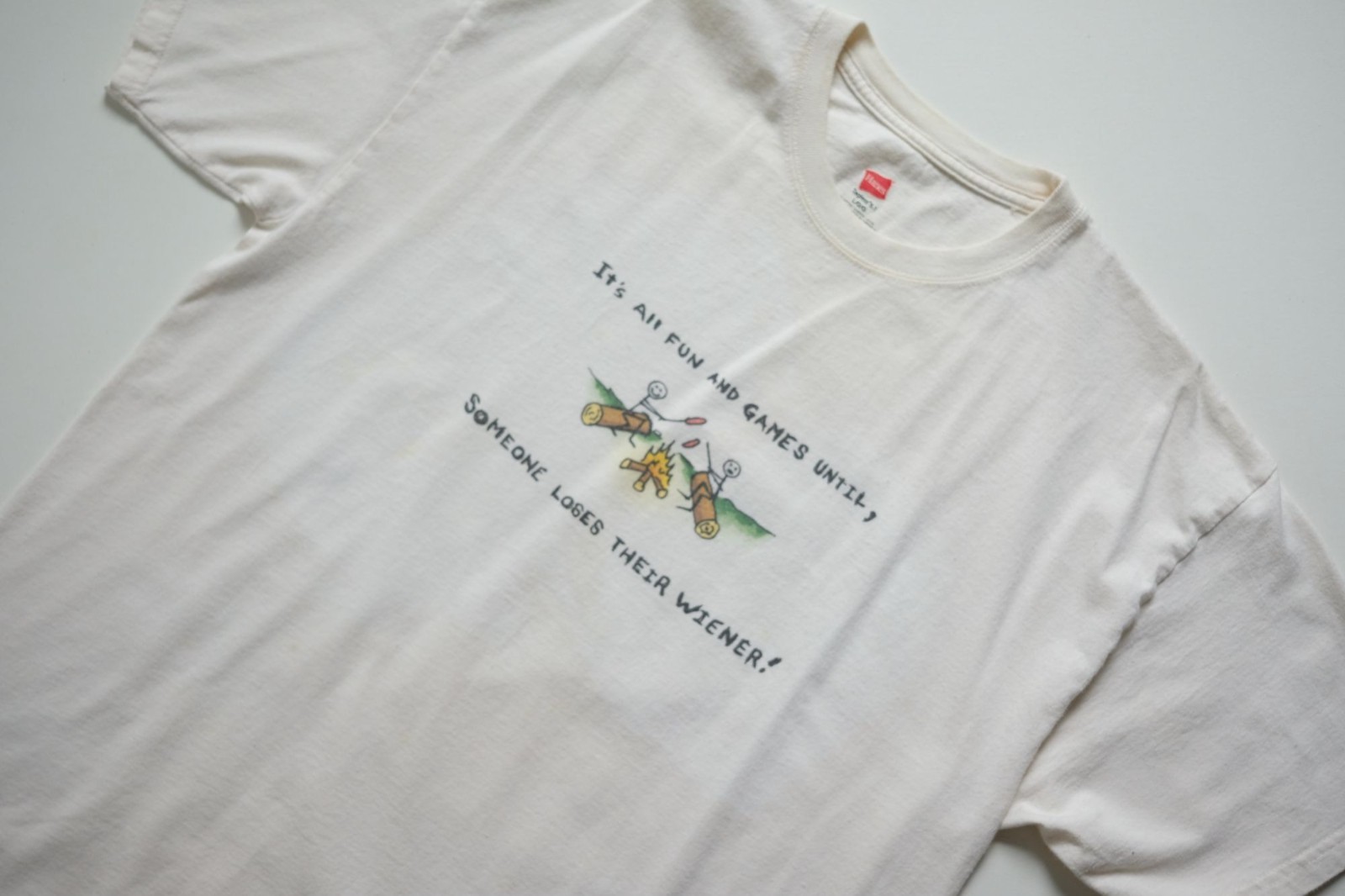 HANES VTG Y2K RETRO FUNNY COMEDY WIENER CAMPING OUTDOOR GRAPHIC WHITE T SHIRT gallery