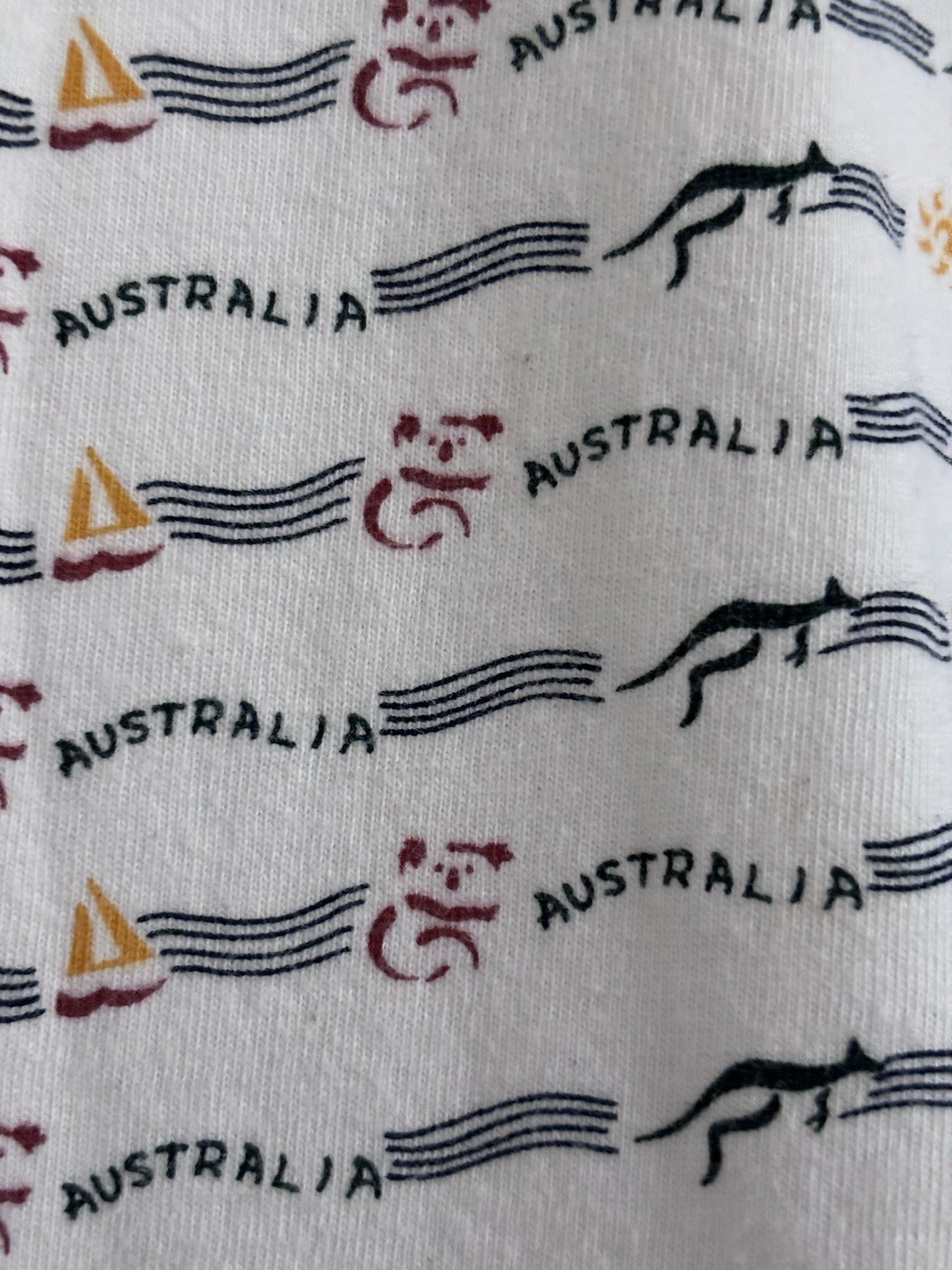 Vintage 1990s Australian Grown Australia AOP Kangaroo Koala Sun T-Shirt Size XL gallery