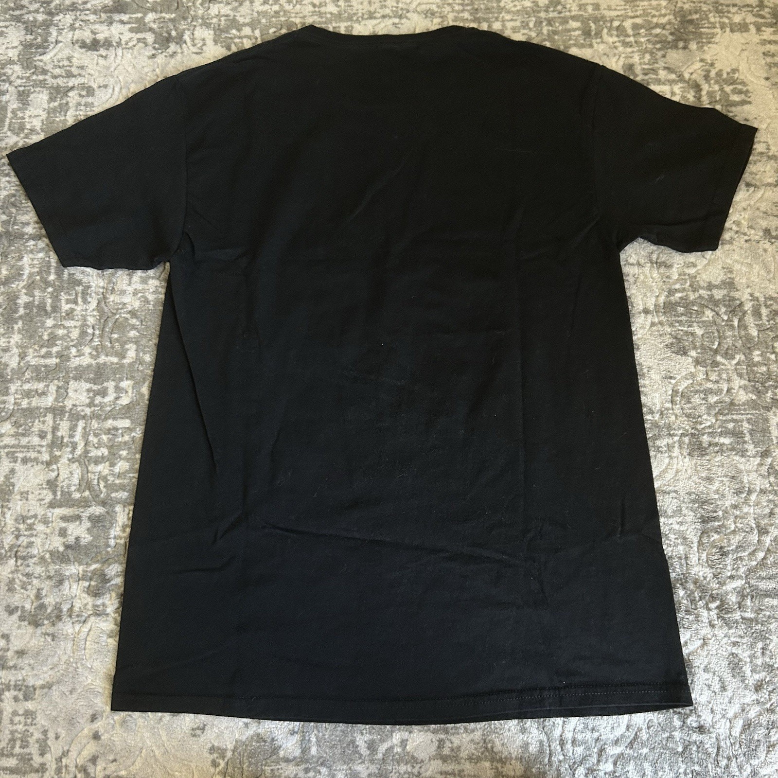 SPYxFAMILY Thorn Princess Size Medium Black Graphic Tshirt gallery