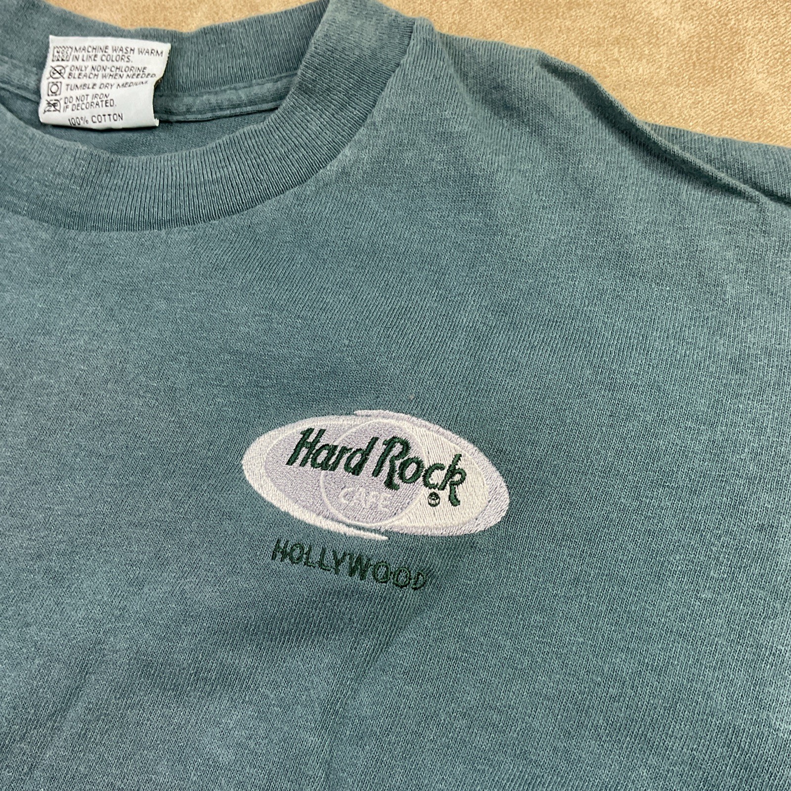 Vintage Hard Rock Cafe T-Shirt Men Sz S Hollywood Embroidered 90s Tee USA gallery