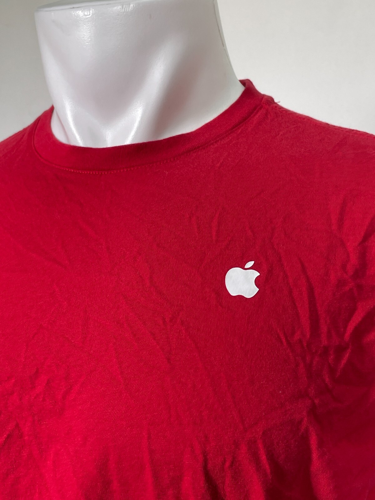 Apple Store Red Long Sleeve Employee Official Logo T-Shirt Men's MEDIUM gallery