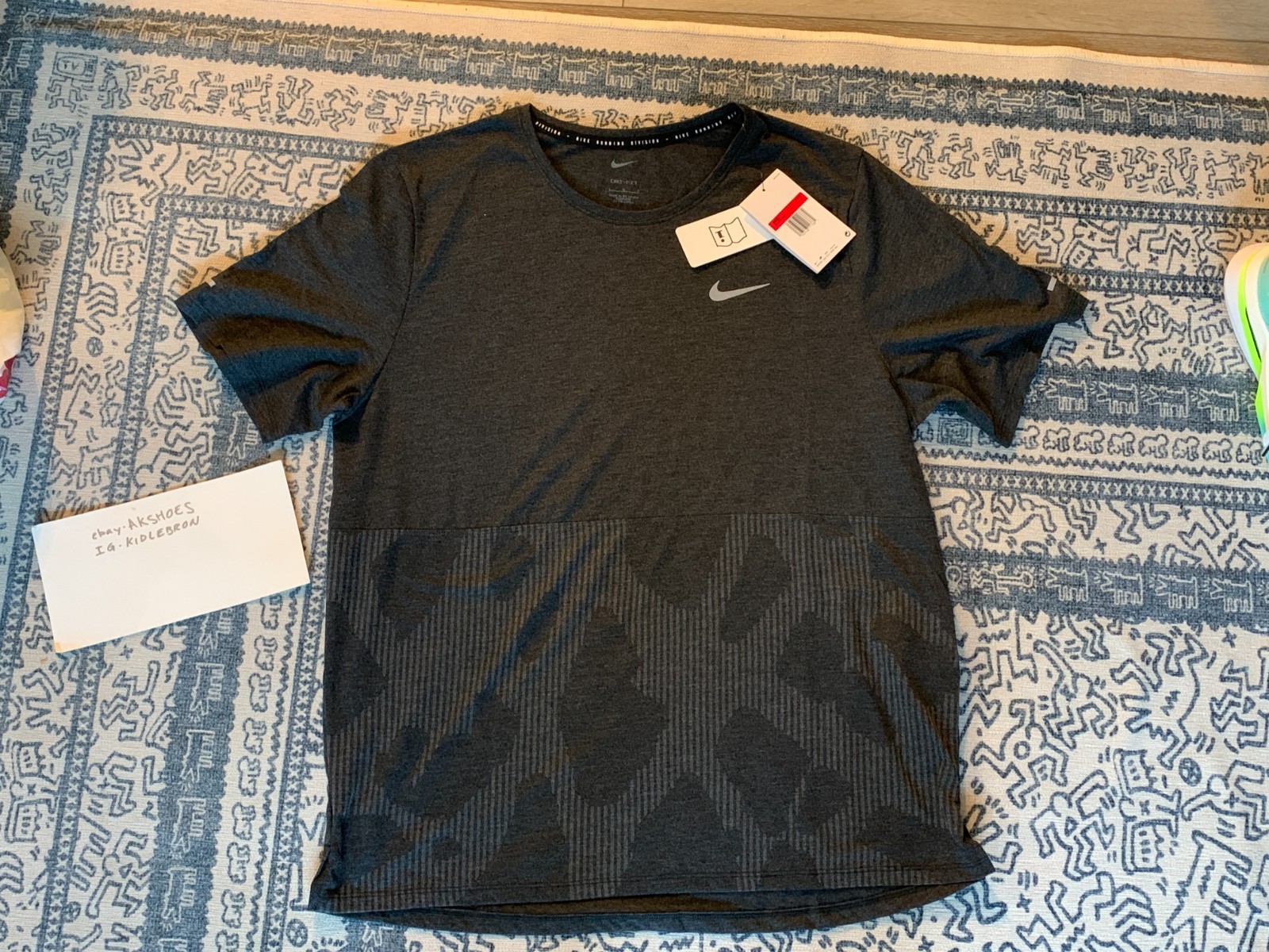 NEW SAMPLE Nike Dri-FIT Run Division Core Running DQ4750-032 LARGE Rare promo gallery