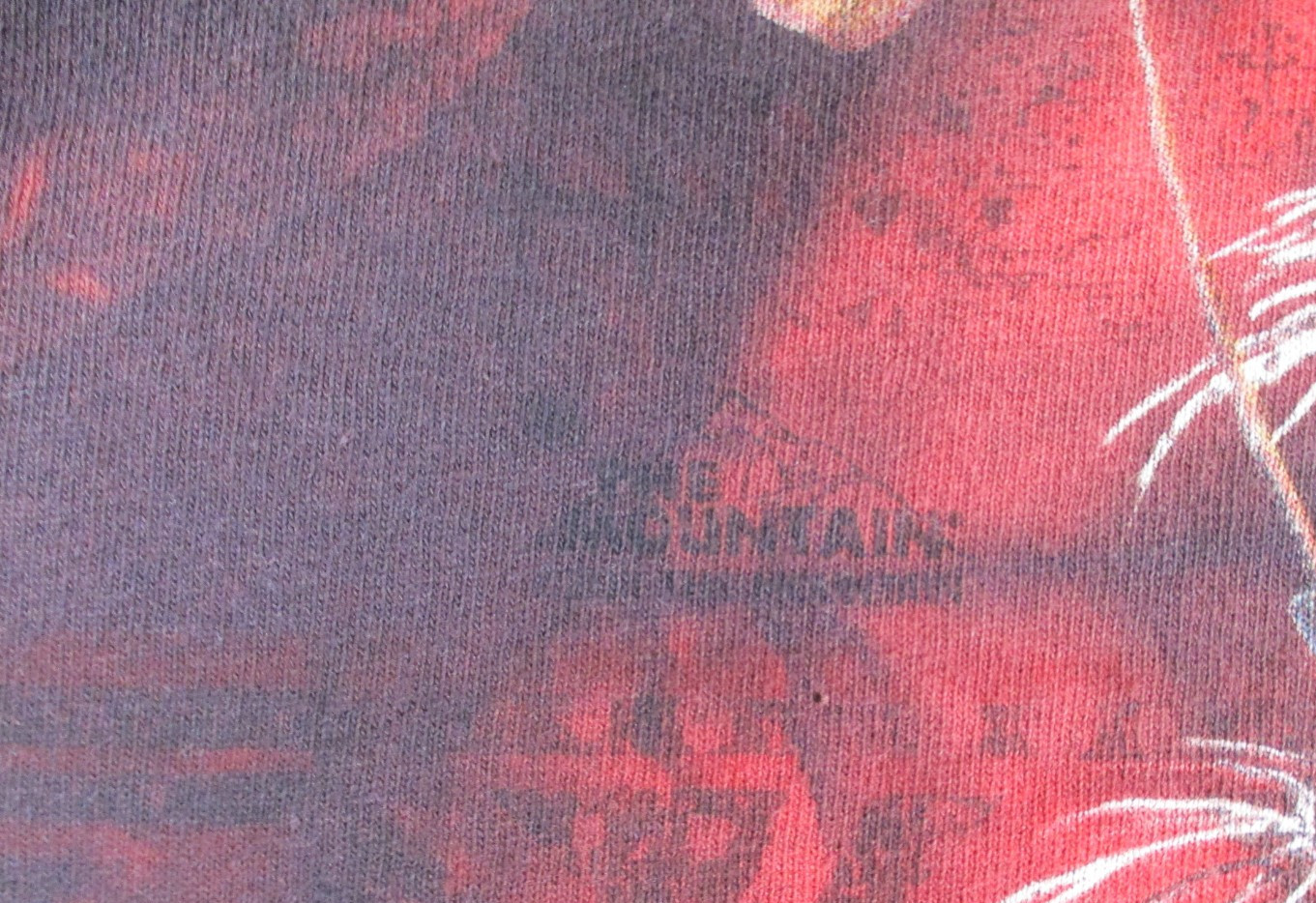 The Mountain Tie Dye Peace Sign Red Dreamcatcher Graphic Y2K T-Shirt Men's XL gallery