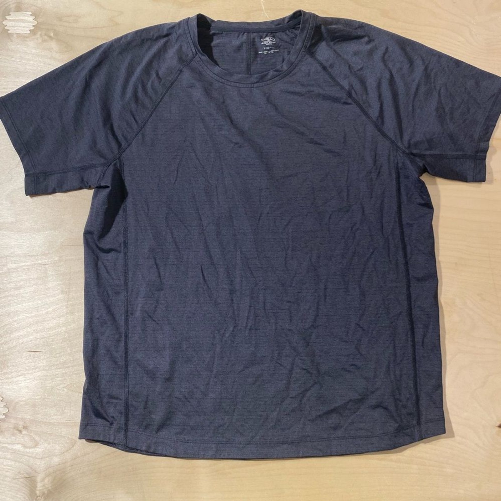 Athletic Works Dark Gray Short Sleeve Tee Large (42-44) (OX) gallery