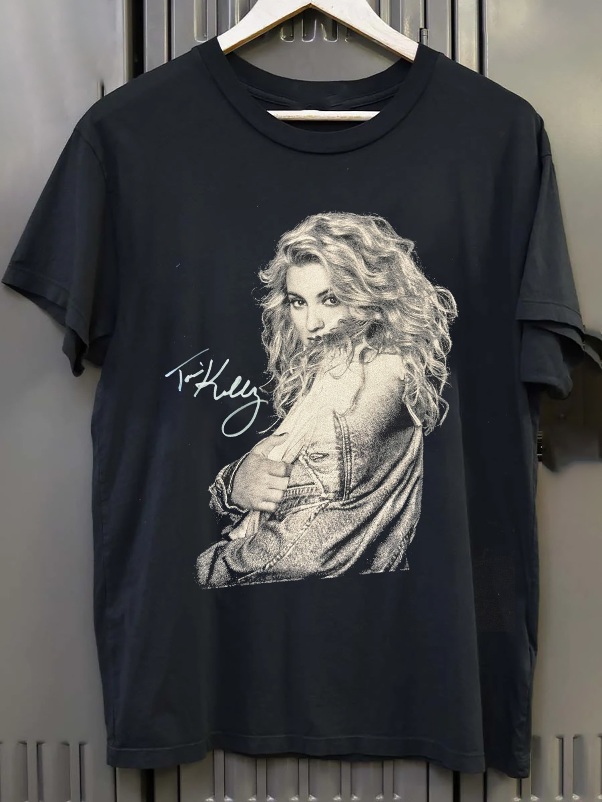 Vintage Tori Kelly Signature Gift For Fan Black All Size Shirt