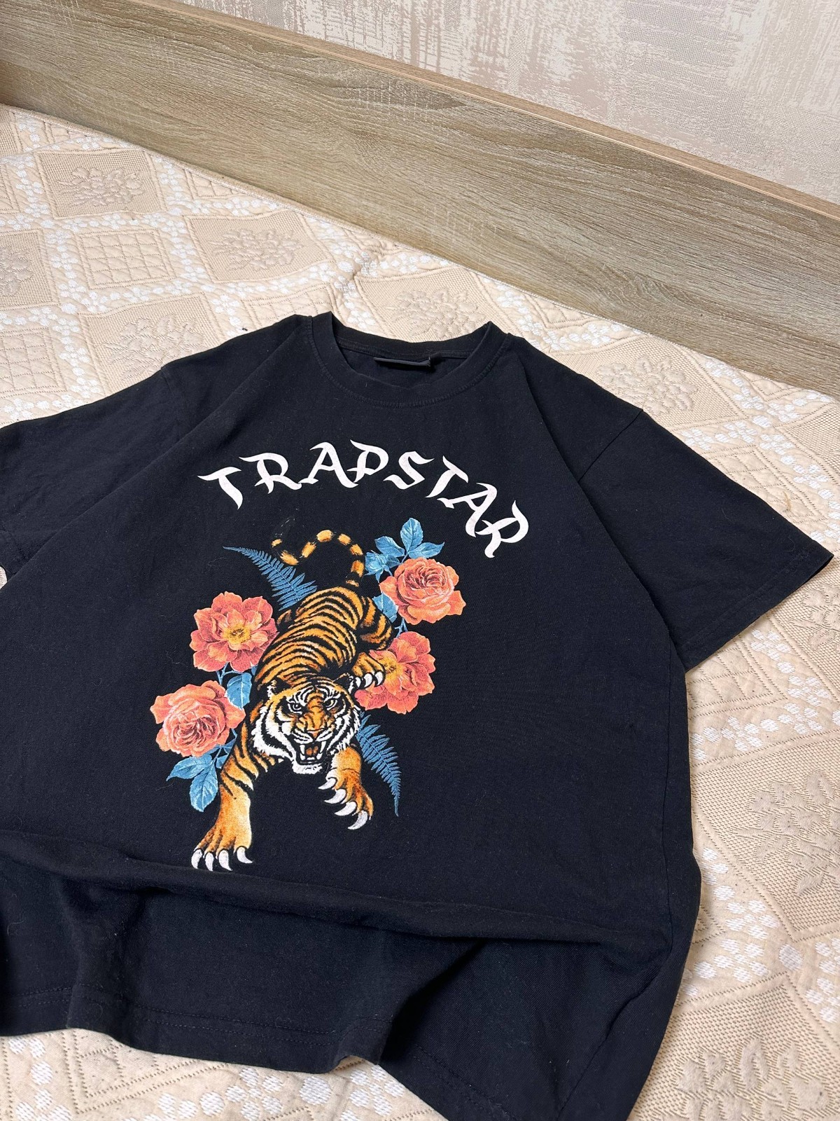 Trapstar London Big Logo Tiger Y2K T Shirt Mens Size L Black gallery