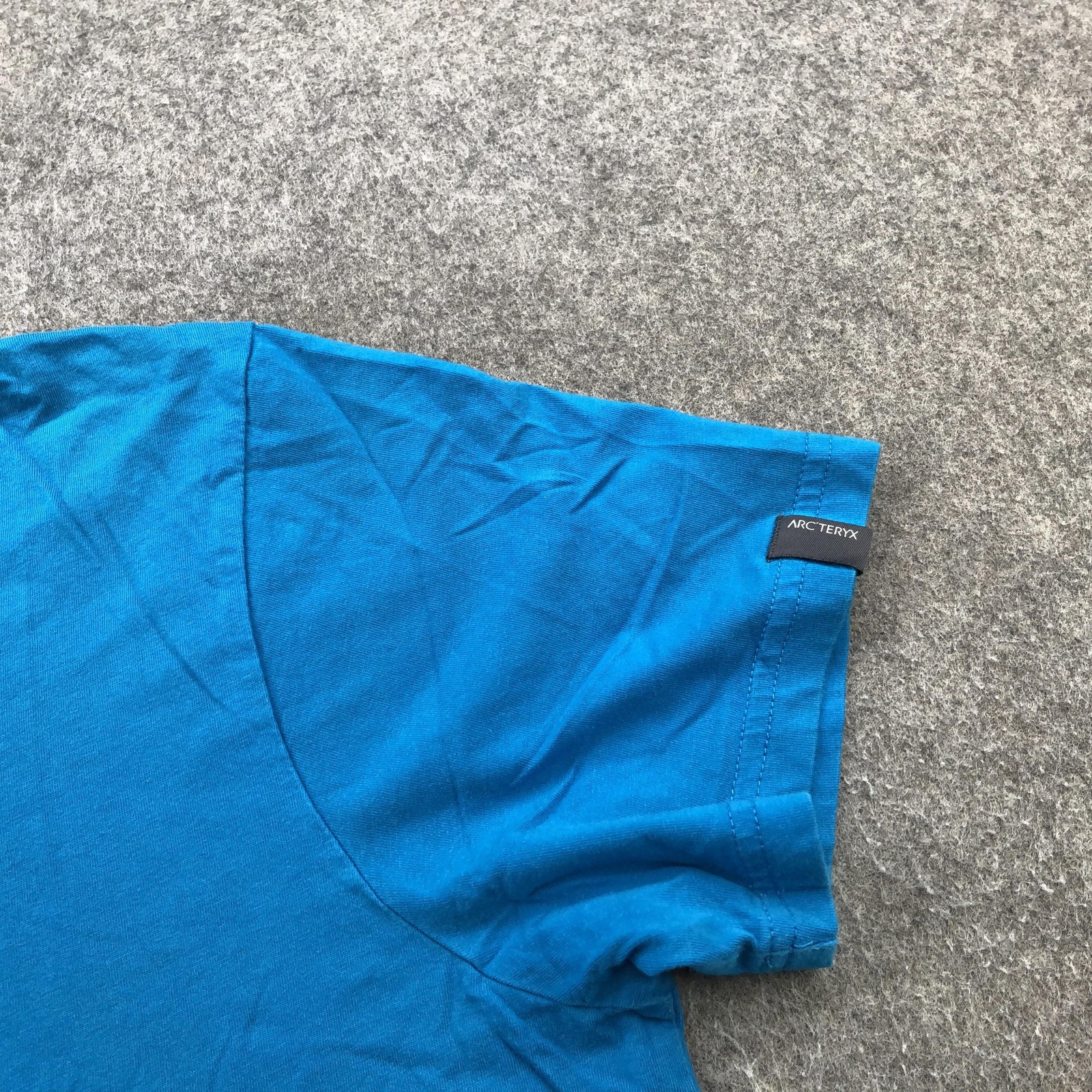 Arc'teryx Shirt Mens Large Blue Mountains Peaks Compass Graphic Tee Tagless gallery
