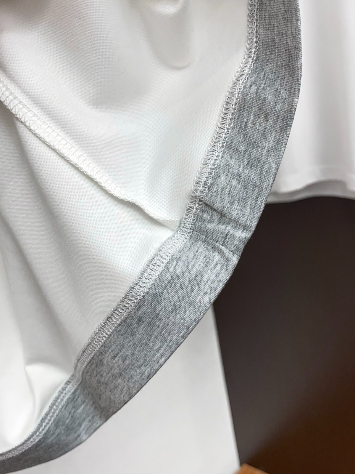 Brunello Cucinelli Men's Classic Fashion Silky Short-Sleeve T-Shirt XL gallery