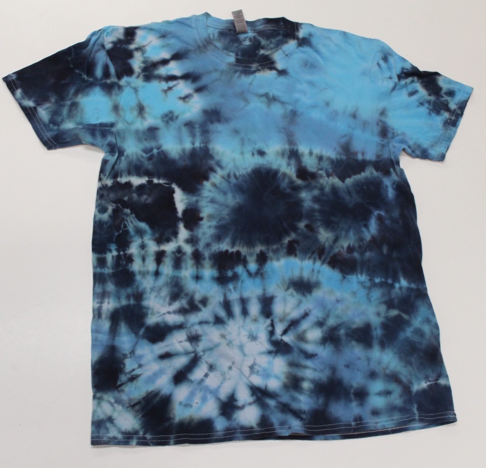Tie Dye T-Shirt Adult L Blue Stormy Sky Gildan Softstyle Cotton Short Sleeve gallery