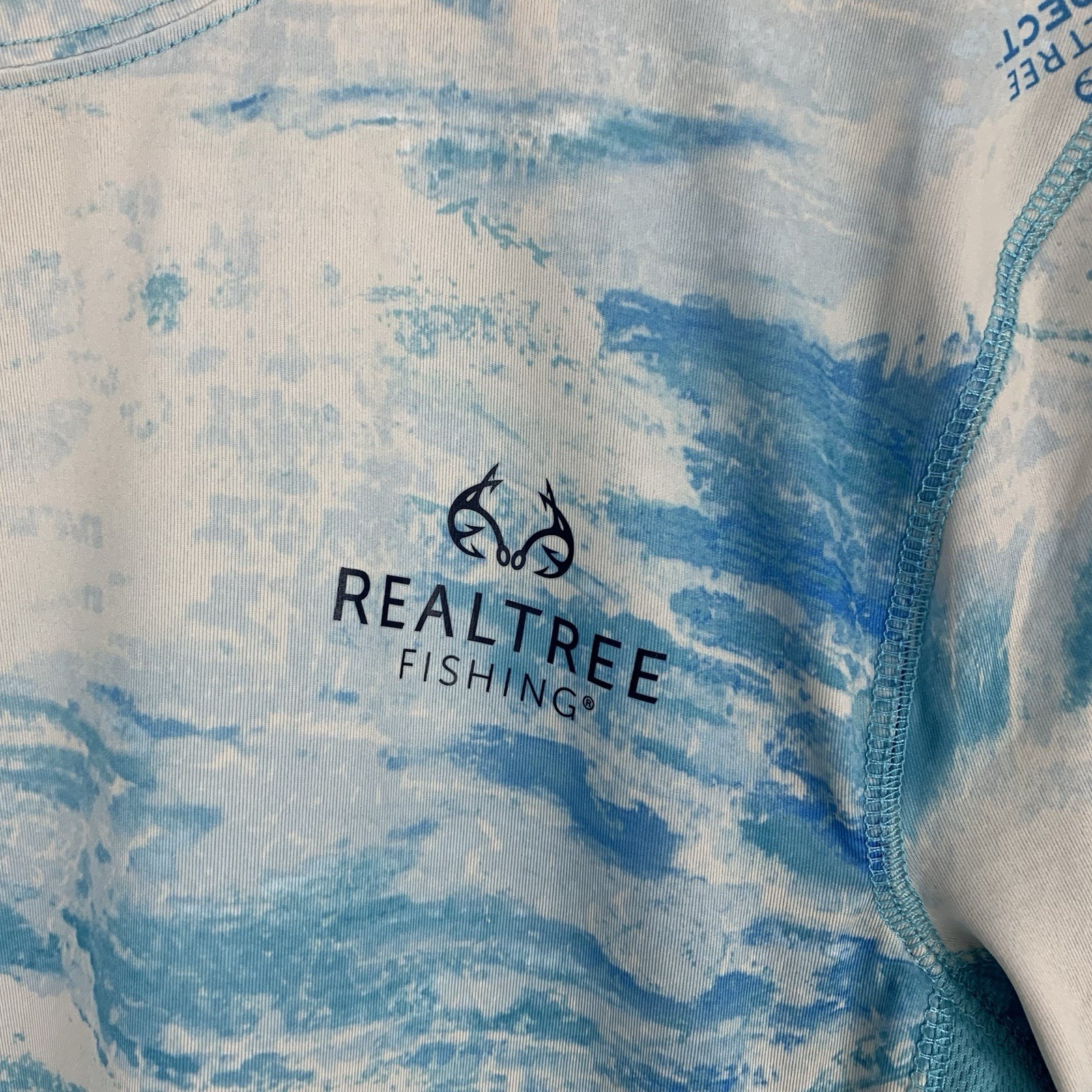 Realtree Fishing T-Shirt Mens Small Long Sleeve Winter Ice Camo Stretch gallery