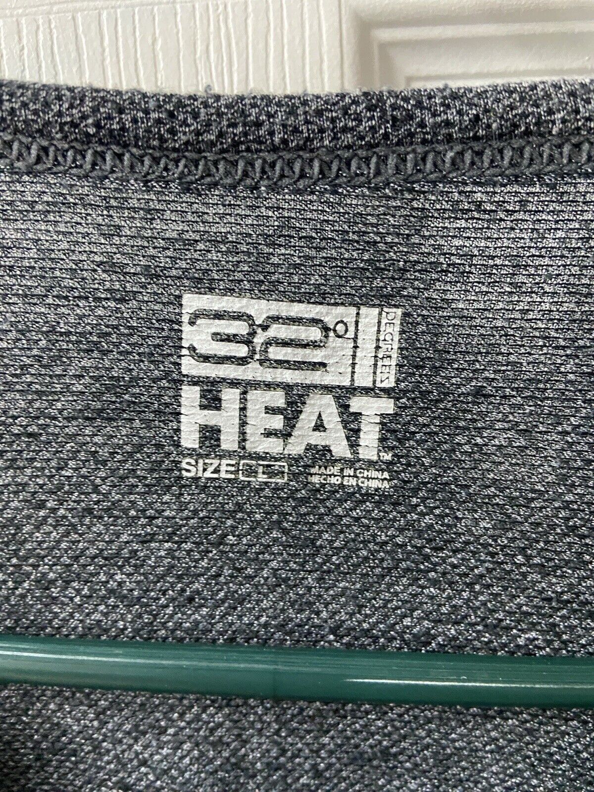32 Heat performance Mesh T-Shirt Mens Large Dark Grey Breathable Layering gallery