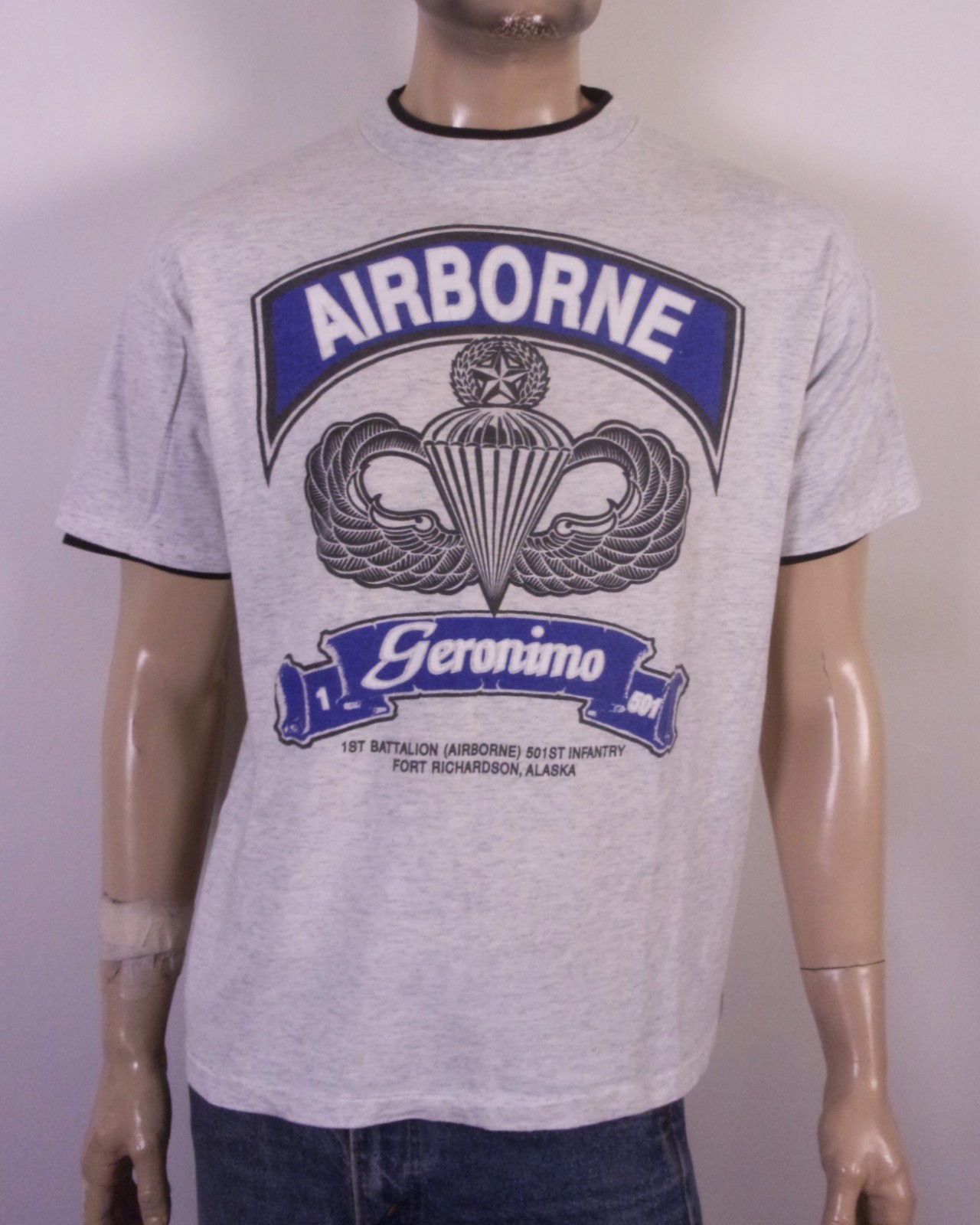 vintage 90s Airborne Geronimo T-Shirt 2 ply single stitch 1st / 501st Infantry L