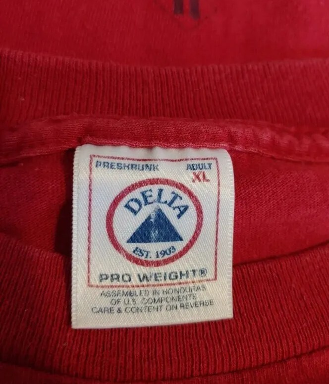 Delta Preshrunk T-Shirt Mens XL Red Short Sleeve Graphic Flag Cotton Crew Neck gallery