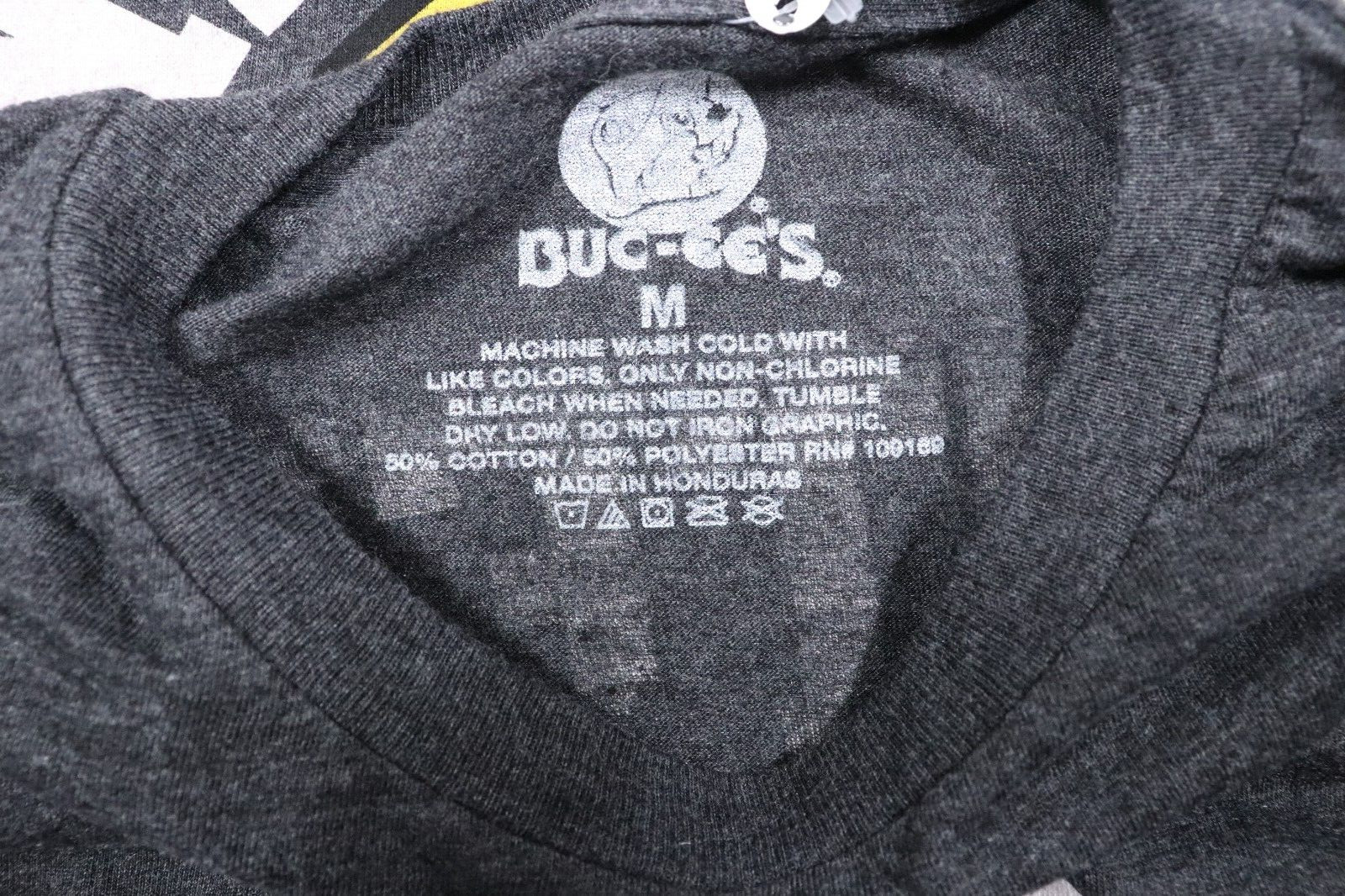 Buc-ee's Lot of 2 Adult medium T-Shirt 2022 Seniors Beaver Nuggets NWT gallery