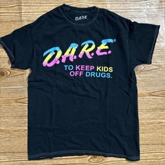 D.A.R.E. Black W/ Colorful Graphic Print Short Sleeve T-Shirt Men’s Medium