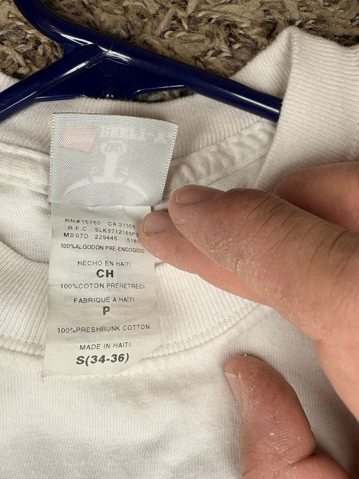 Hanes Beefy-T tag In-N-Out Burger Regular Graphic White T-Shirt Size S (34-36) gallery
