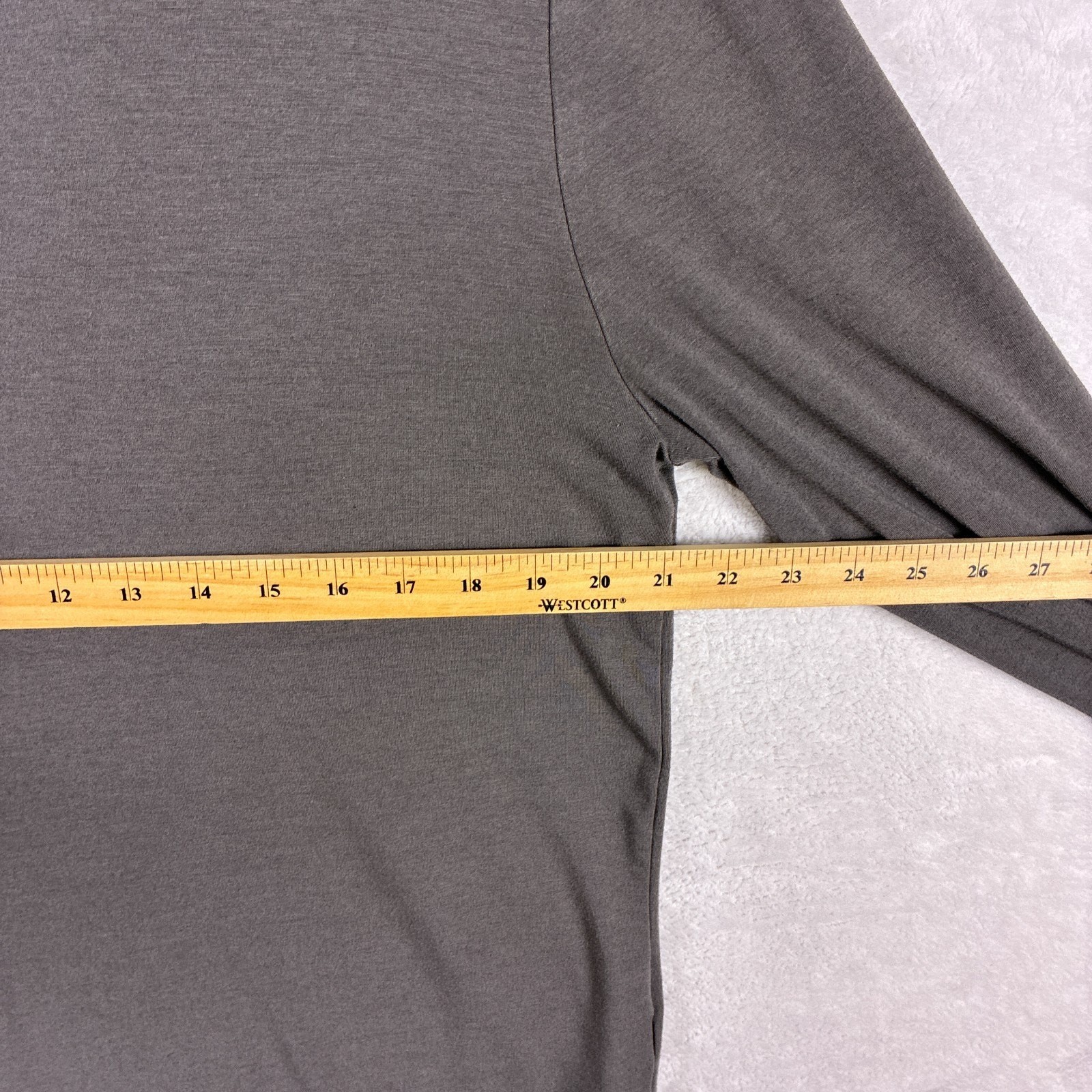 Free Fly Henley Shirt Mens M Gray Bamboo Lightweight Stretch Preppy Outdoors gallery