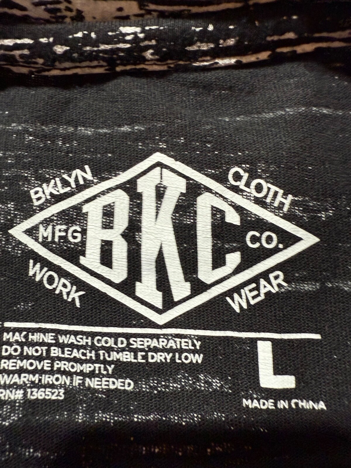 Brooklyn BKC Mens Shirt Size Large Slim Fit Poly Cotton Blend Stretch Flex Black gallery