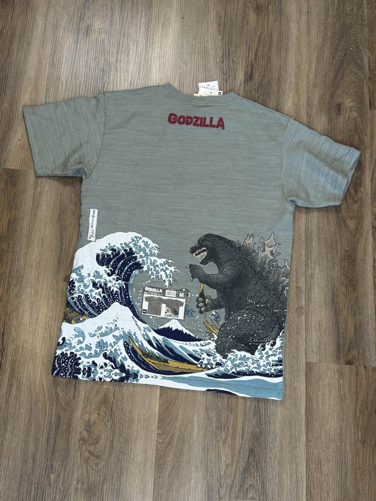 Godzilla T-Shirt Ukiyoe Japanese Traditional Print Wagara Gray Size M BRAND NEW gallery