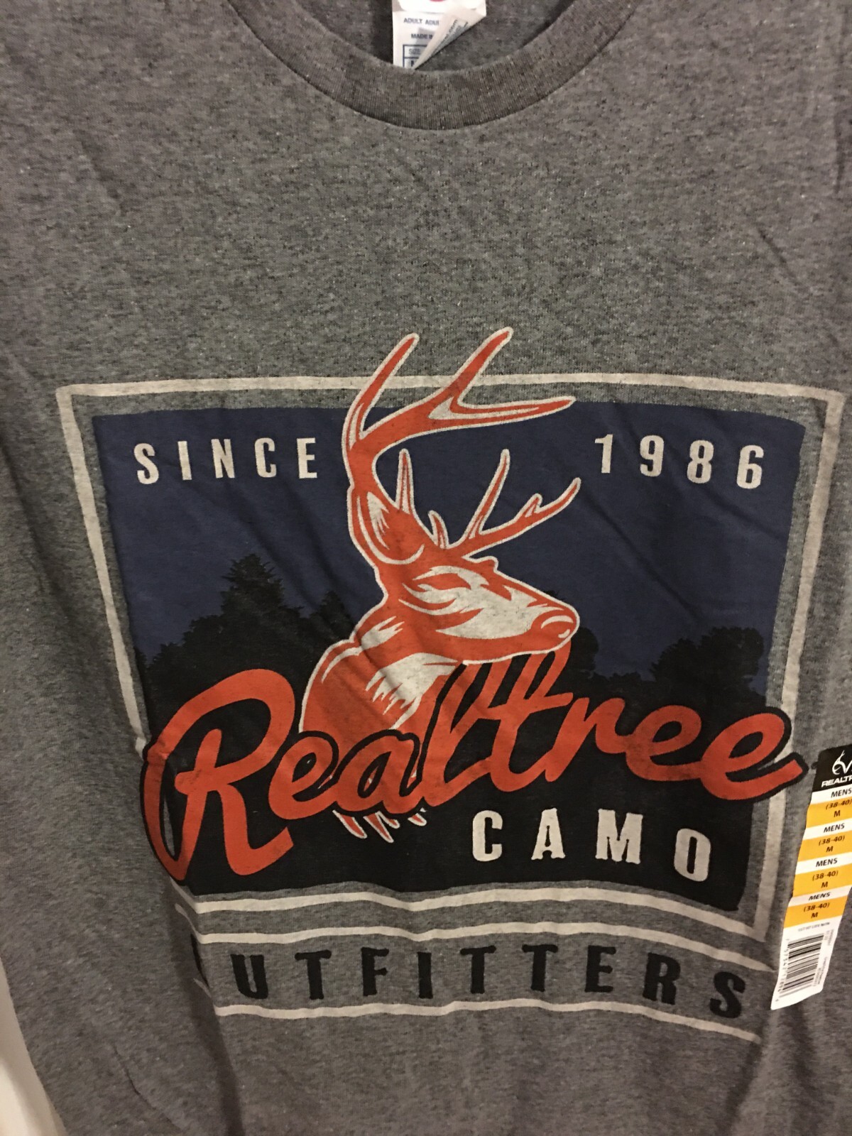 BRAND NEW MEN'S SIZE MEDIUM REALTREE SHORT SLEEVE SHIRT gallery