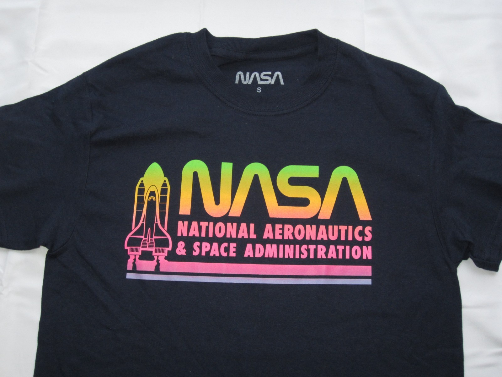 NASA Gradient Logo Short Sleeve Tee Shirt Navy Blue Adult Small NEW! gallery