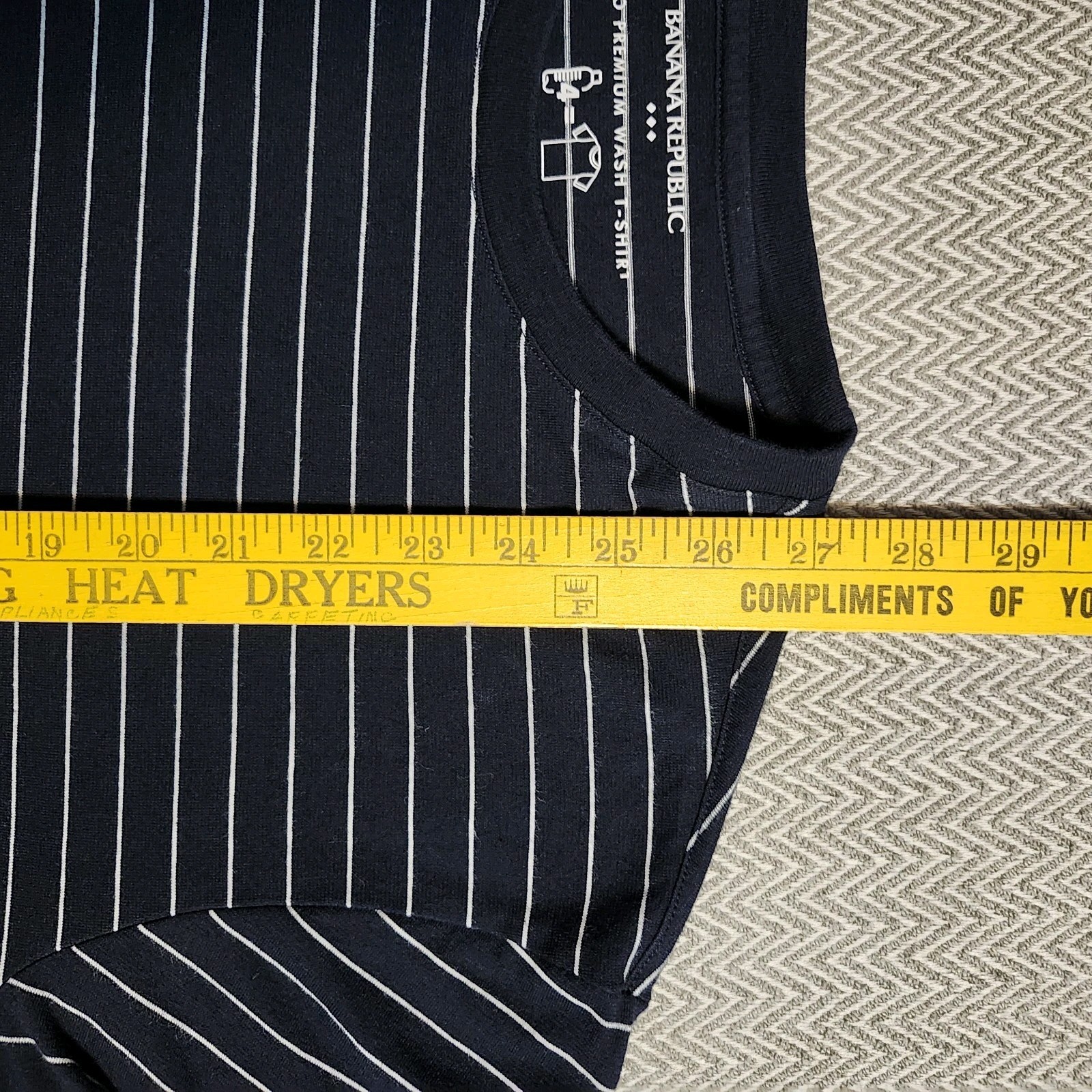 Banana Republic T Shirt Mens Large Blue Striped Short Sleeve Crew Neck Casual gallery