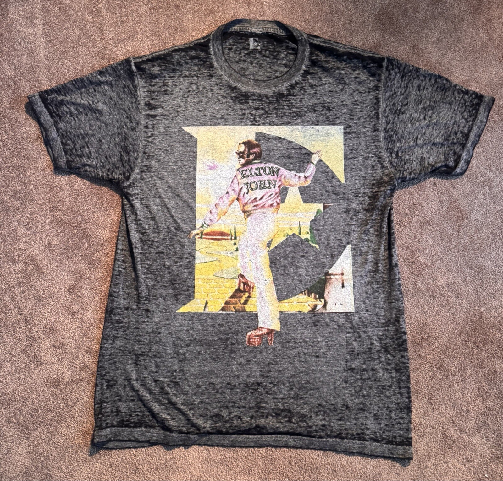 2019 Elton John T-shirt Sz M Dark Gray Farewell Yellow Brick Road Tour Music gallery