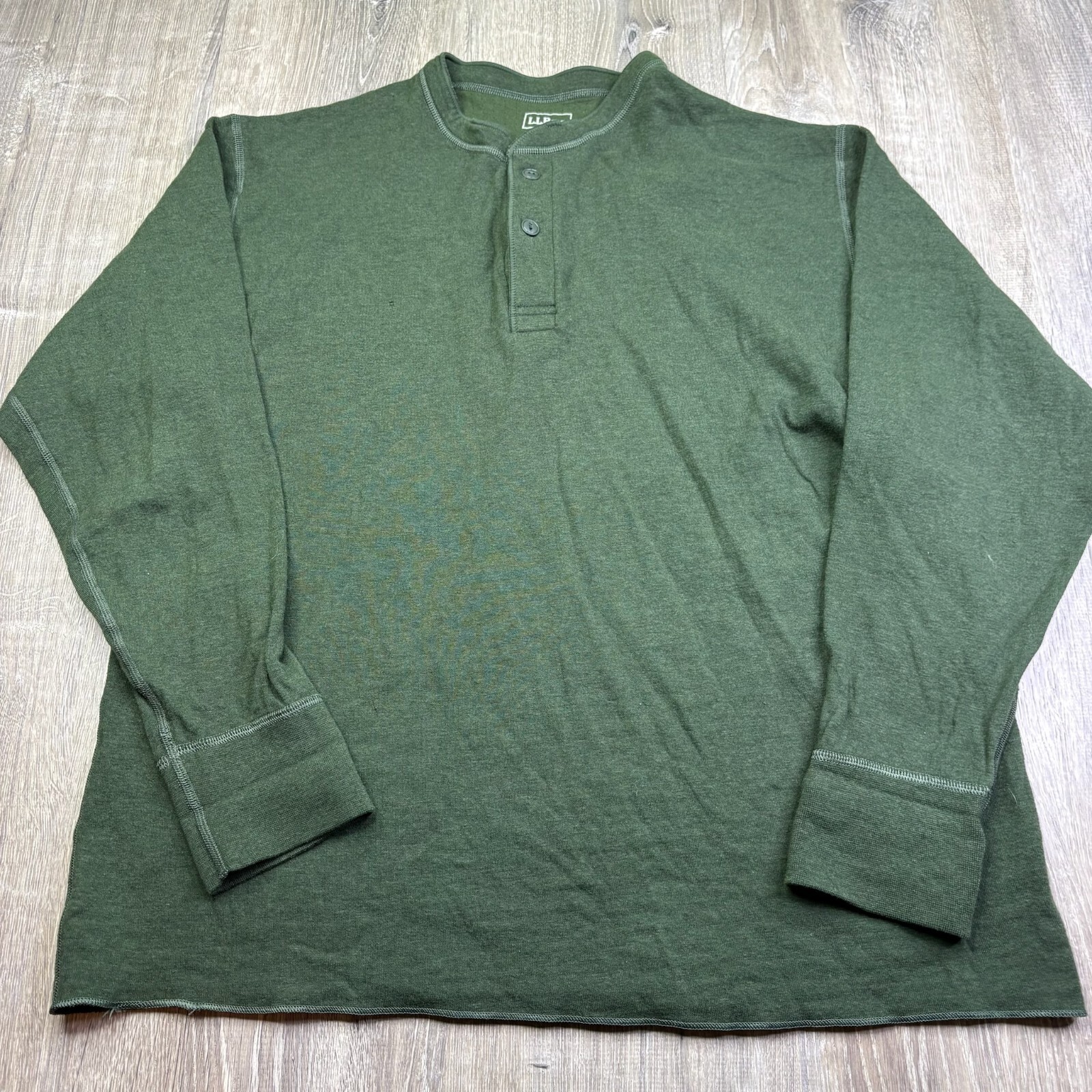 L.L. Bean Green Long Sleeve Regular Fit Casual Wear Henley T-Shirt Size X-Large gallery