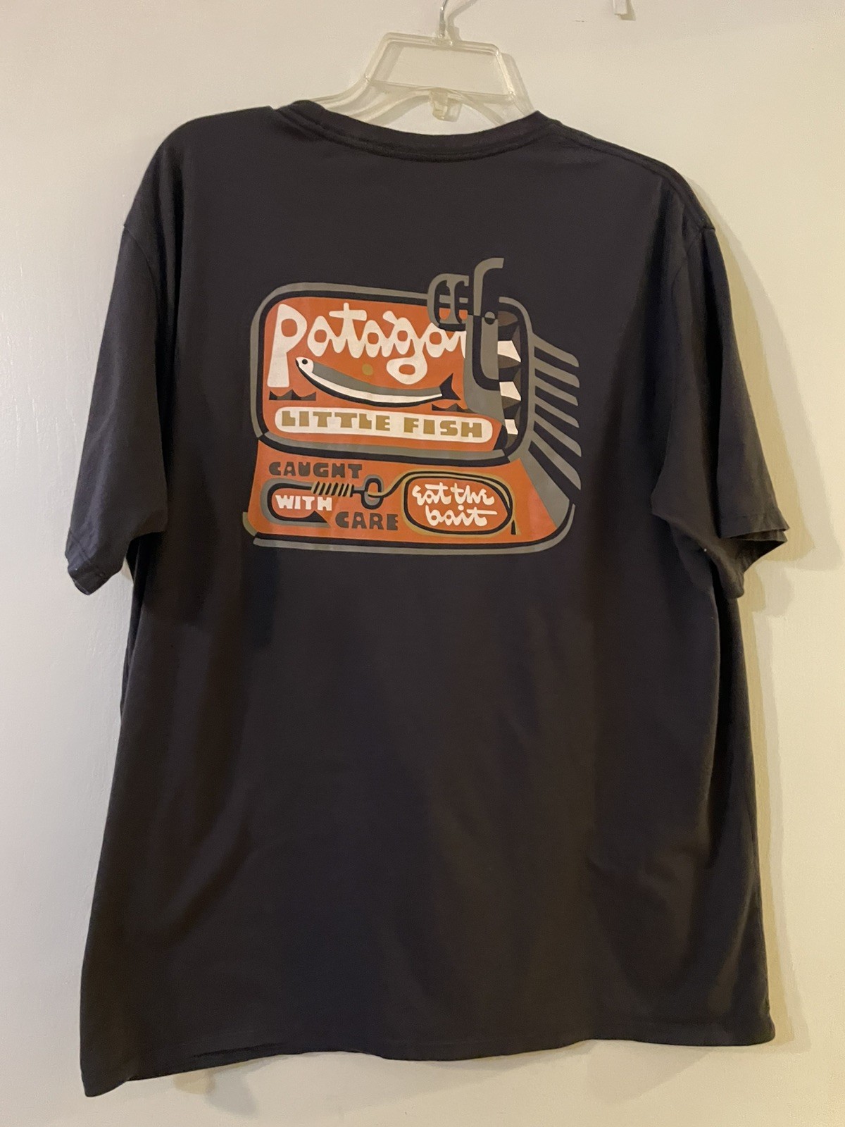 Patagonia Mens - Aquatic Action Organic T-shirt - Little Fish: Ink Black Sz L gallery