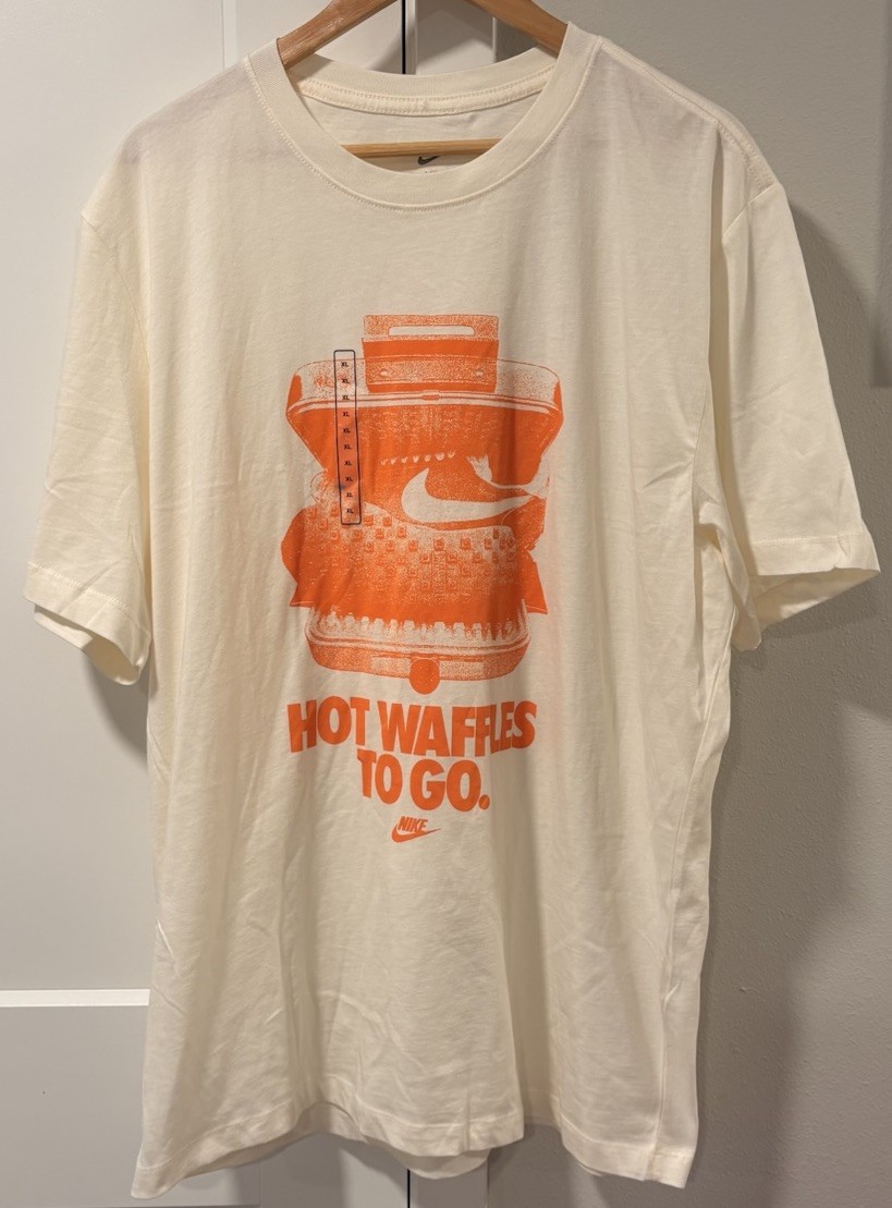 Nike Hot Waffles To Go Bowerman T-Shirt Ivory Tom Sachs HV9803-110 Men’s XL NWT