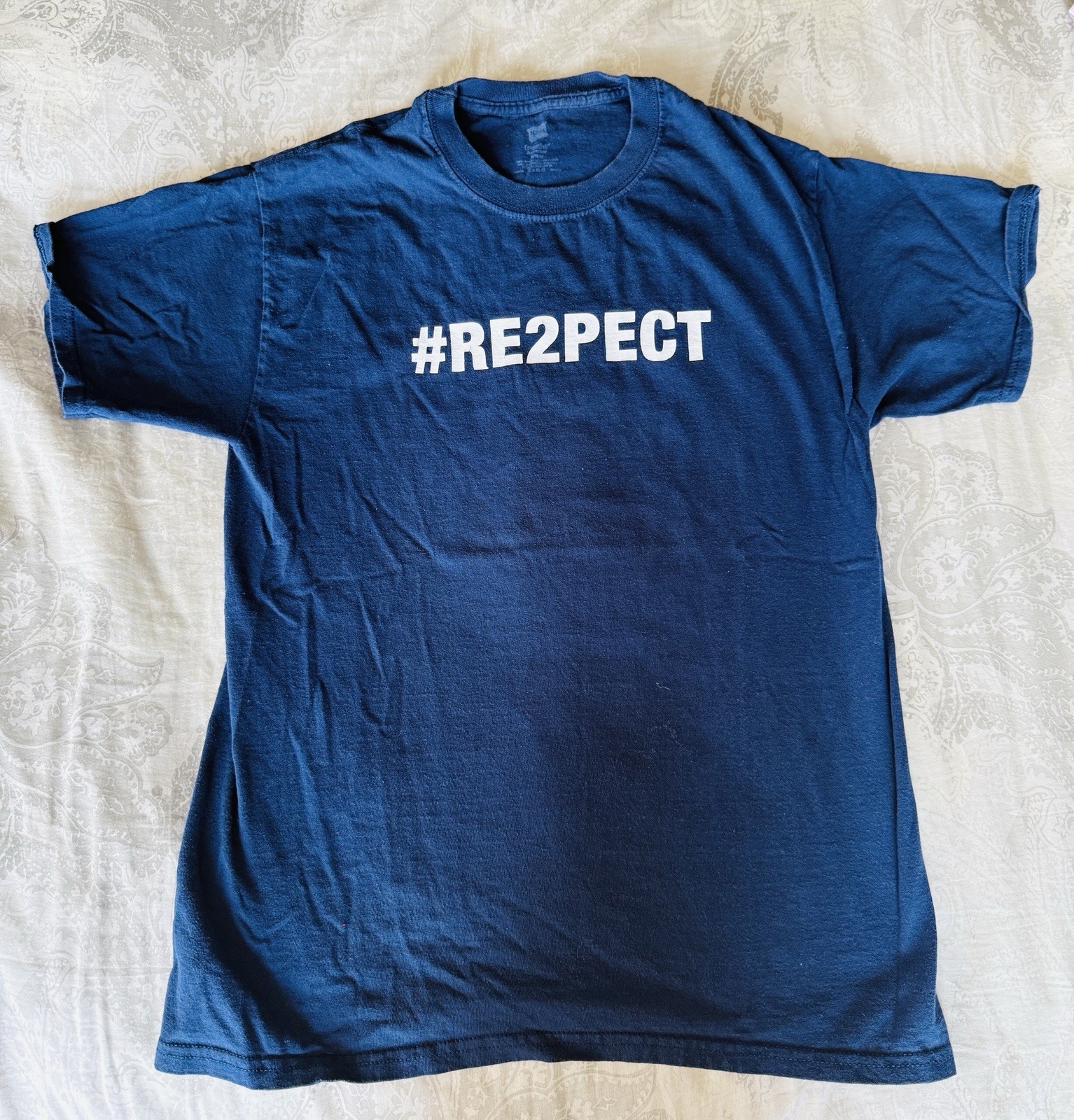 Derek Jeter shirt mens Medium blue New York Yankees Vintage Re2pect MLB crewneck
