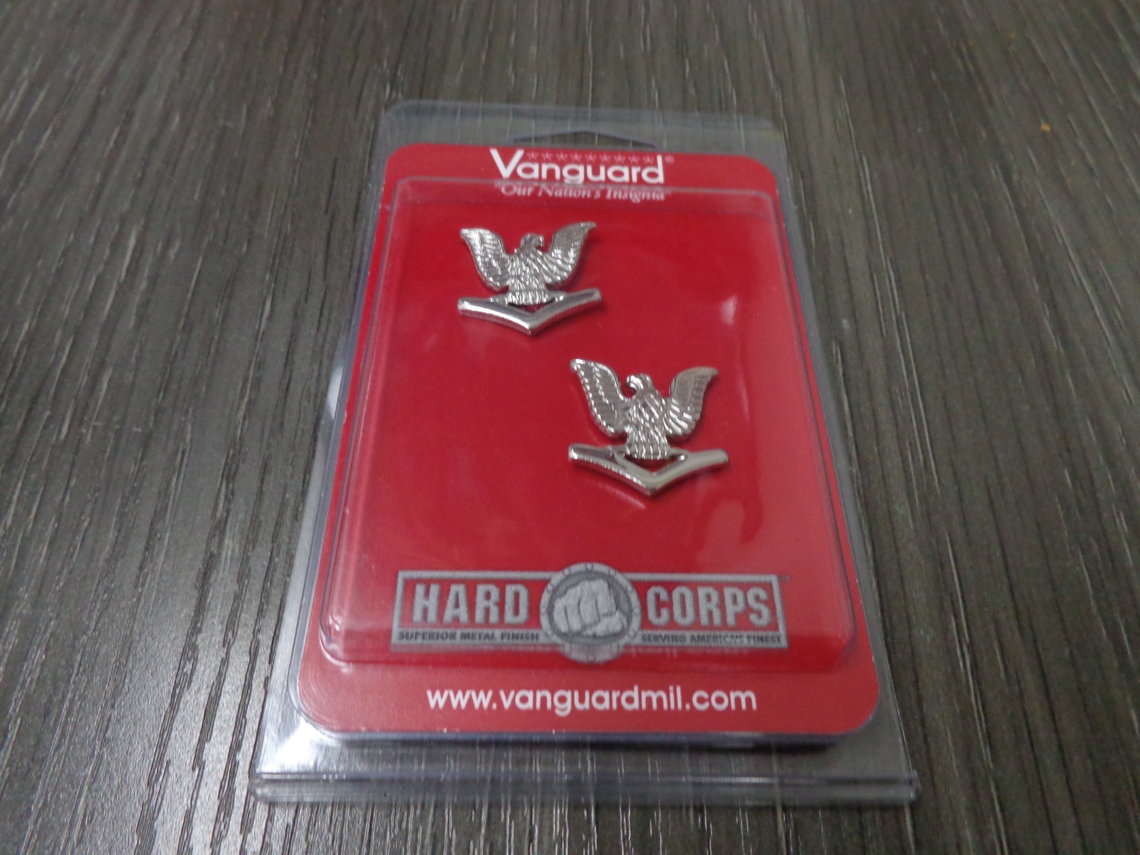 Vanguard USN SMALL MIRROR VANGUARD E4 P03  Full Size Regulation Badge  SET