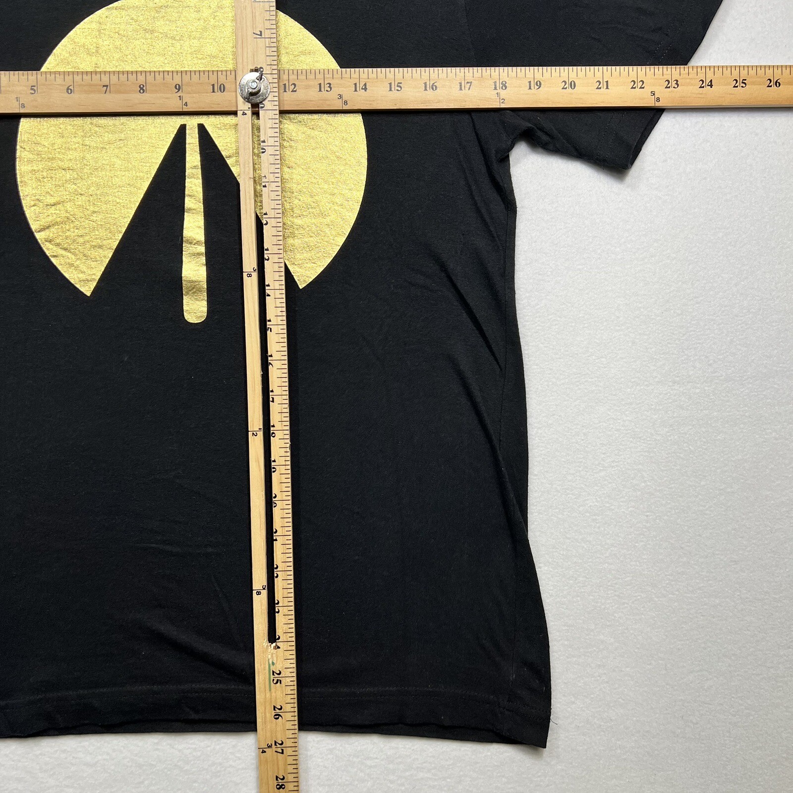 UNKNWN Lebron James Gold Black Invert Logo Jersey T-Shirt #6 Sz Small gallery