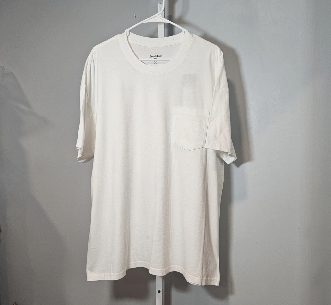 NWT Goodfellow & Co Men’s Size XXL White Relaxed Fit T-shirt.