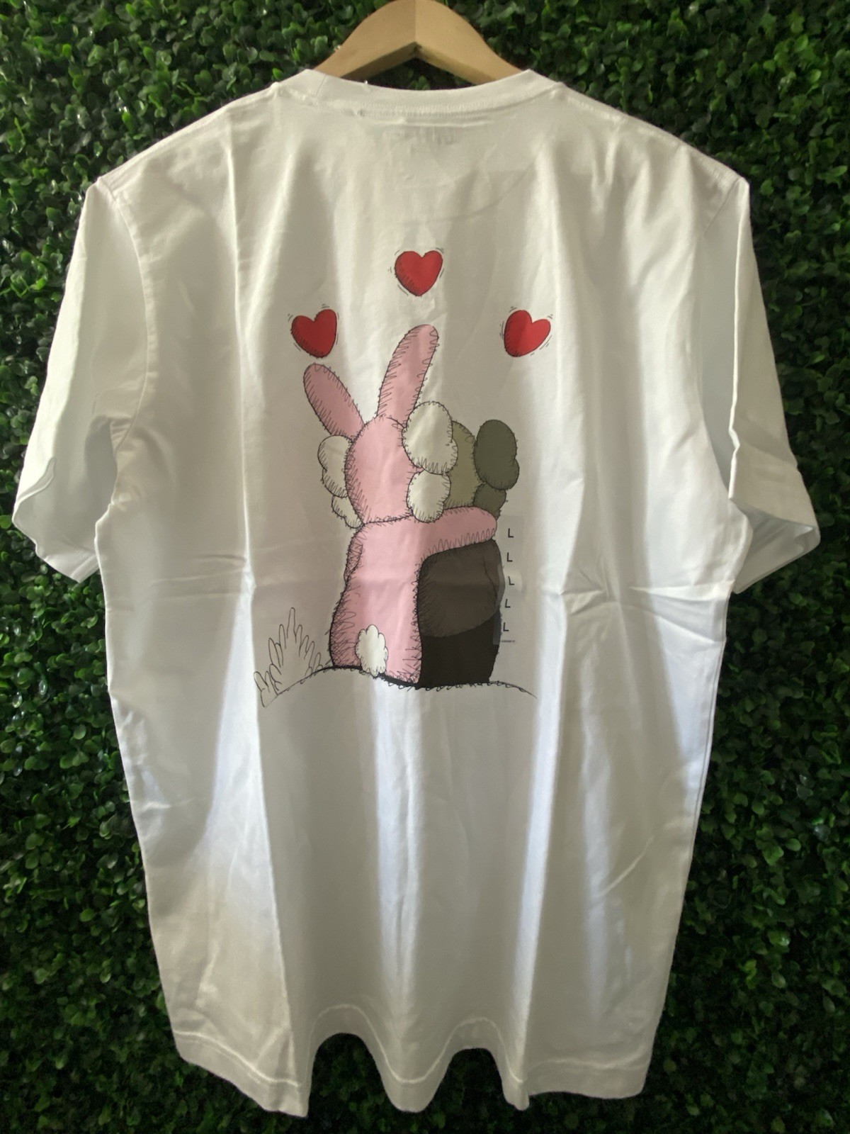 KAWS+WARHOL Men's White Graphic Print T-Shirt Size L gallery