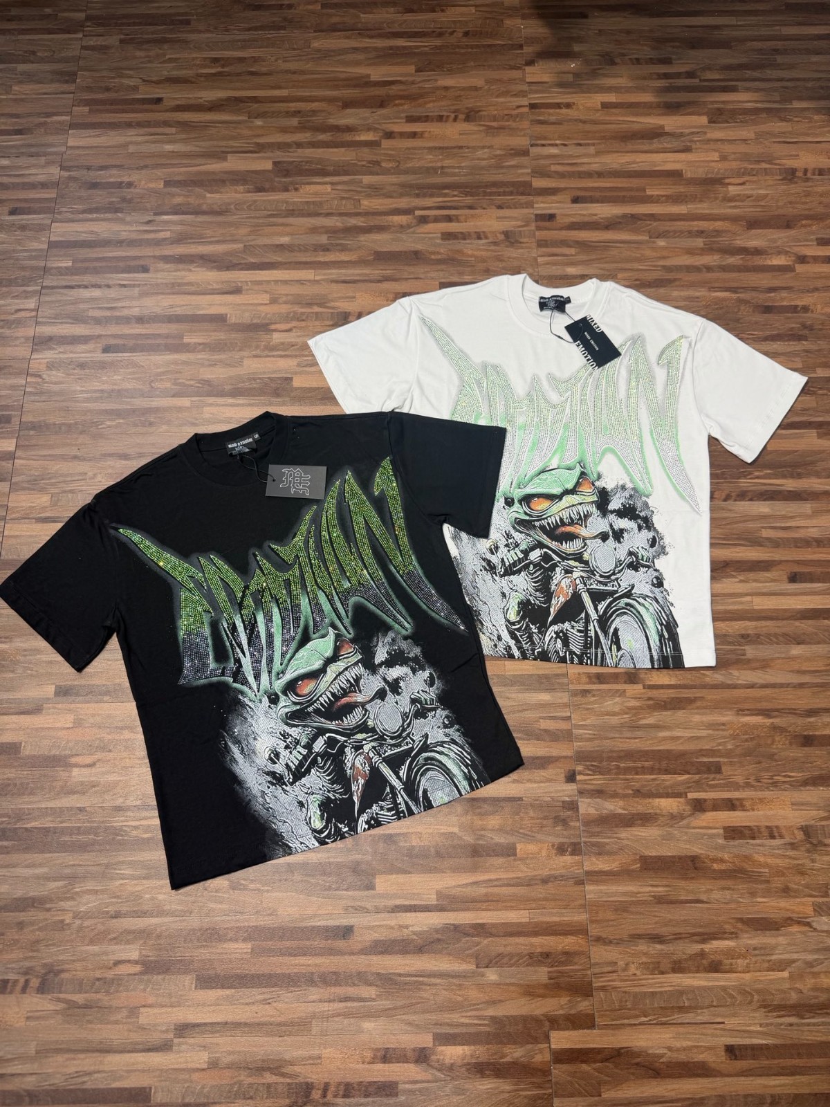 Mixed emotions tee shirt Black / White gallery