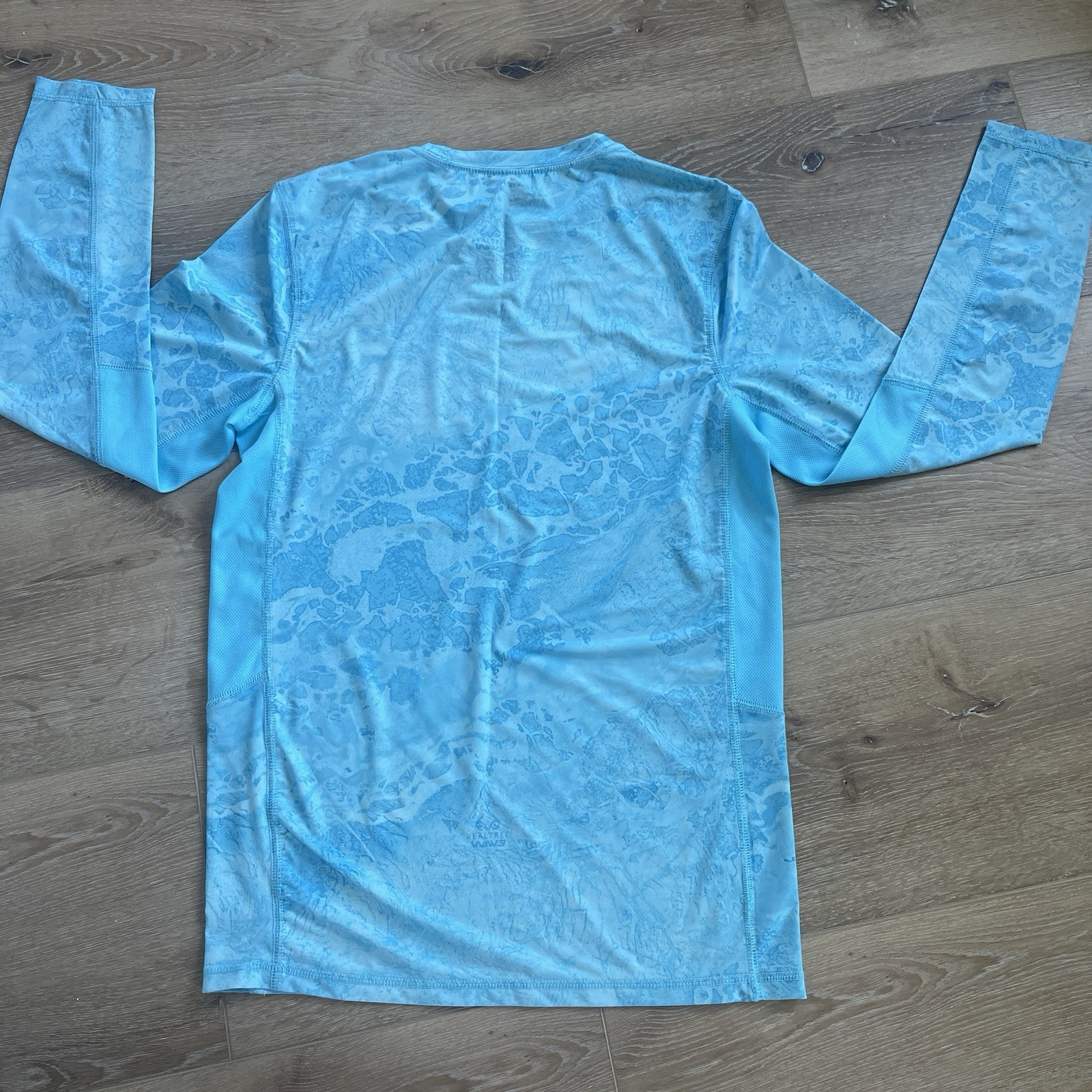 NWOT Realtree Fishing Performance Shirt Mens S Blue Camo Long Sleeve Stretch gallery