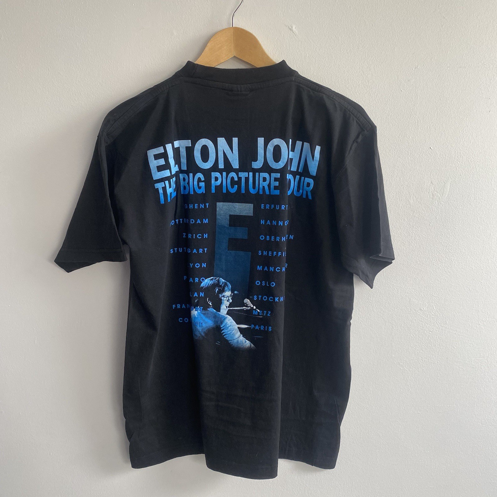 Elton John Vintage 1998 Big Picture Tour T Shirt Medium BG gallery